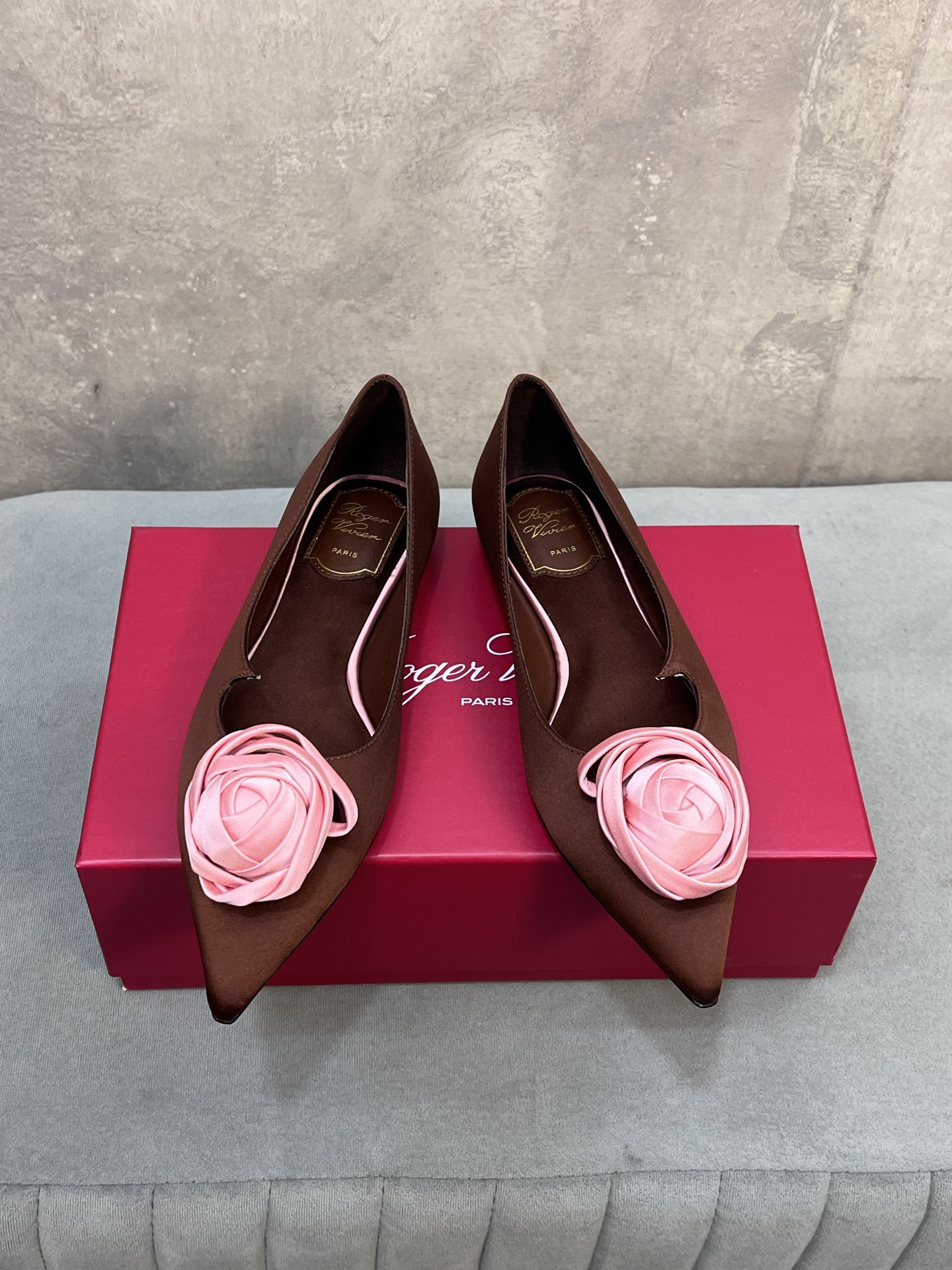 Roger Vivier Rose Vivier Lace Ballet Flat