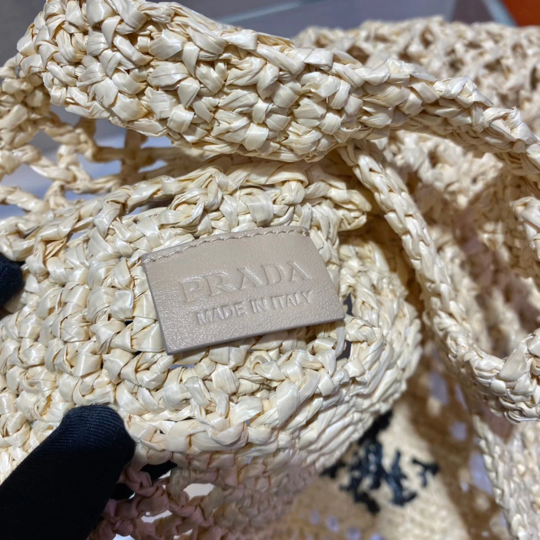 Prada  SMALL LOGO RAFIA TOTE 38CM