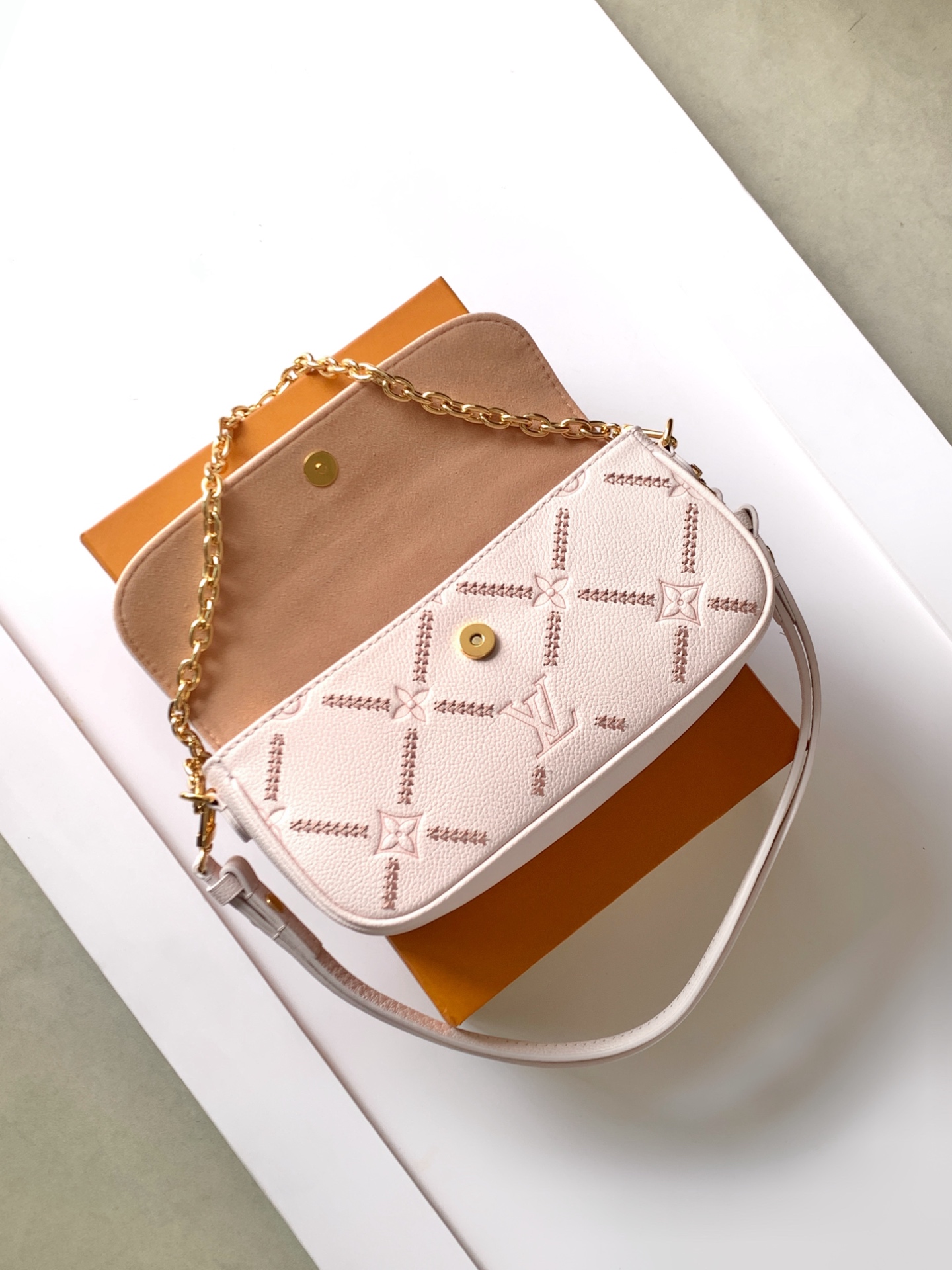 Louis Vuitton Monogram Empreinte Couture handbag