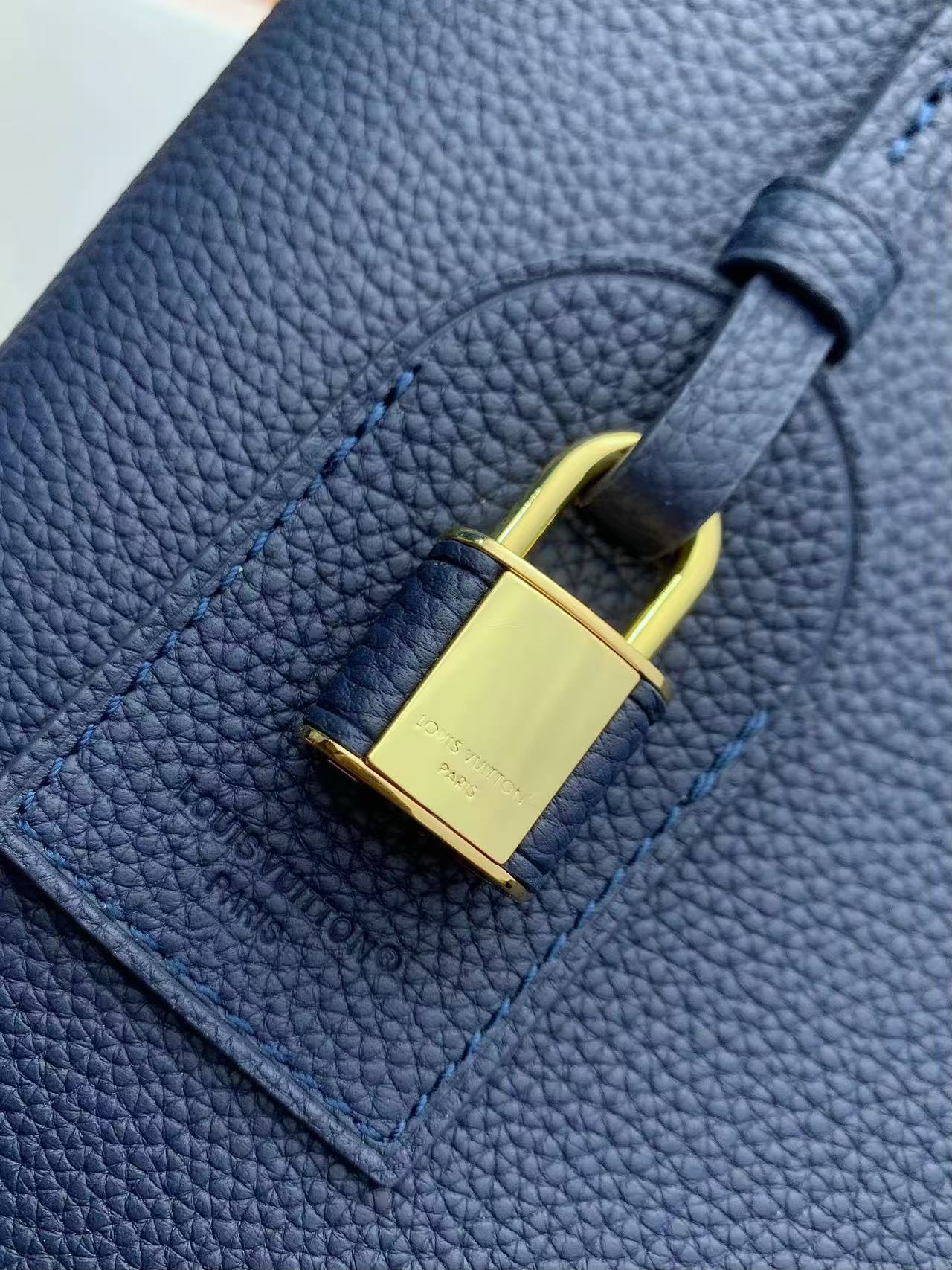 Louis Vuitton new Capucines handbag in blue