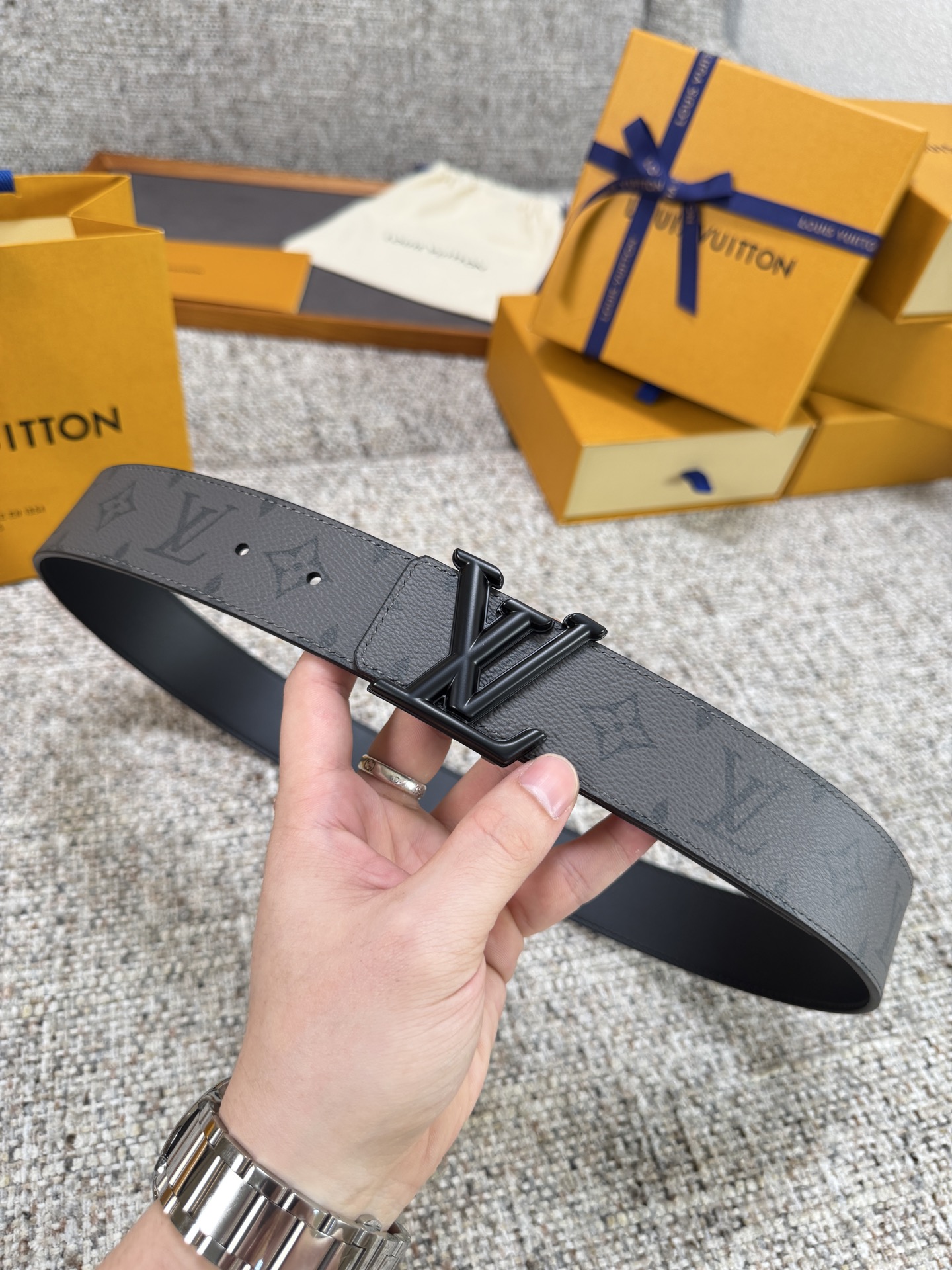 LV Initiales 40mm Reversible Belt