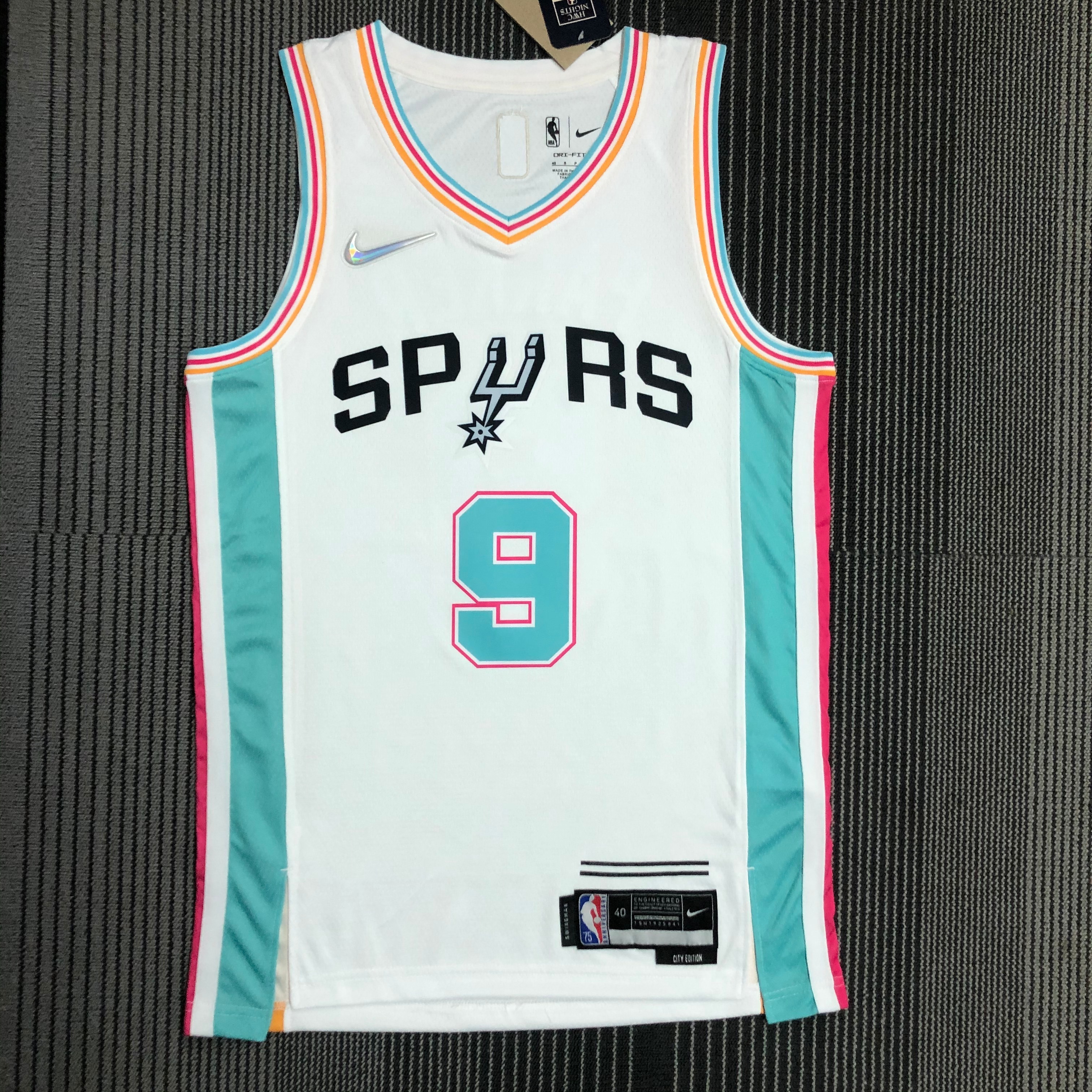 22 Season SAN ANTONIO SPURS City Edition  #9