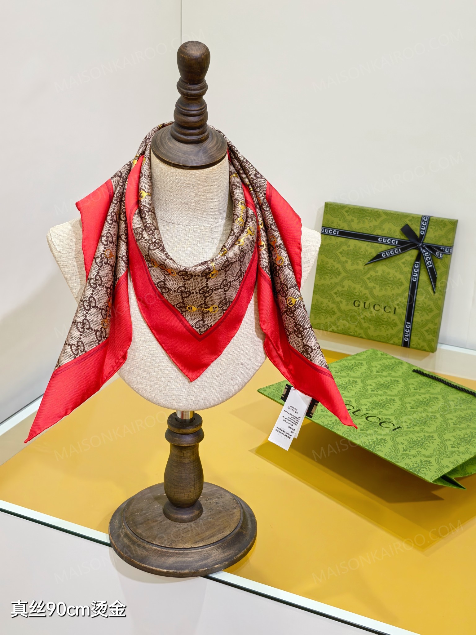 Gucci Hot Stamping GG Square Scarf - KAIROO