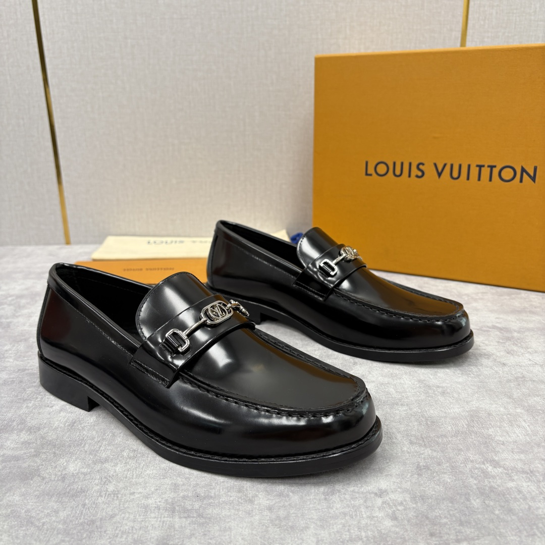 Men's LV Major Loafers