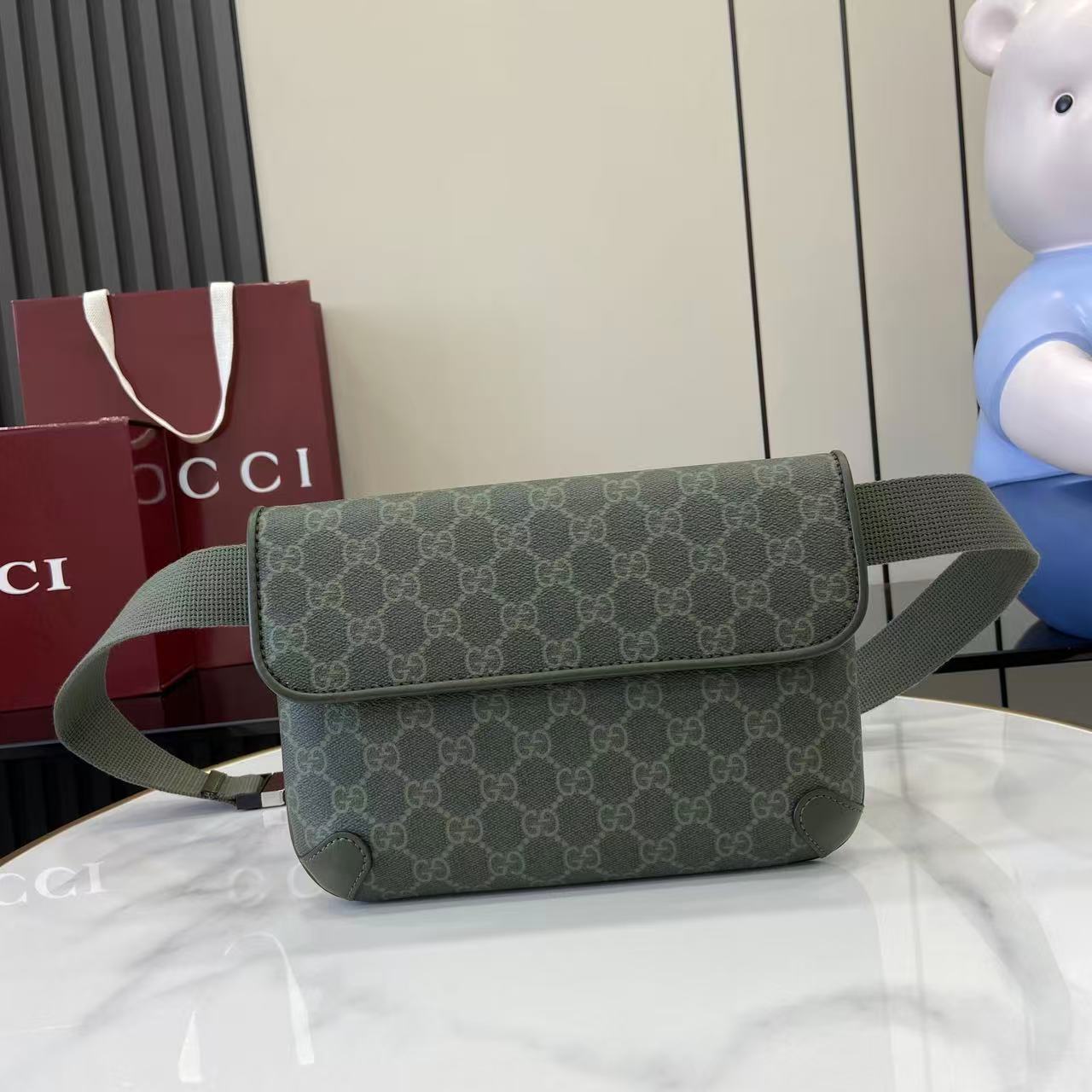 Gucci GG Black small belt bag 792091