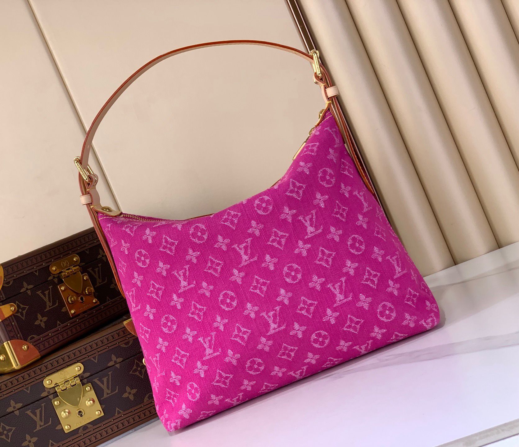 Louis Vuitton LV Baggy handbag M28266