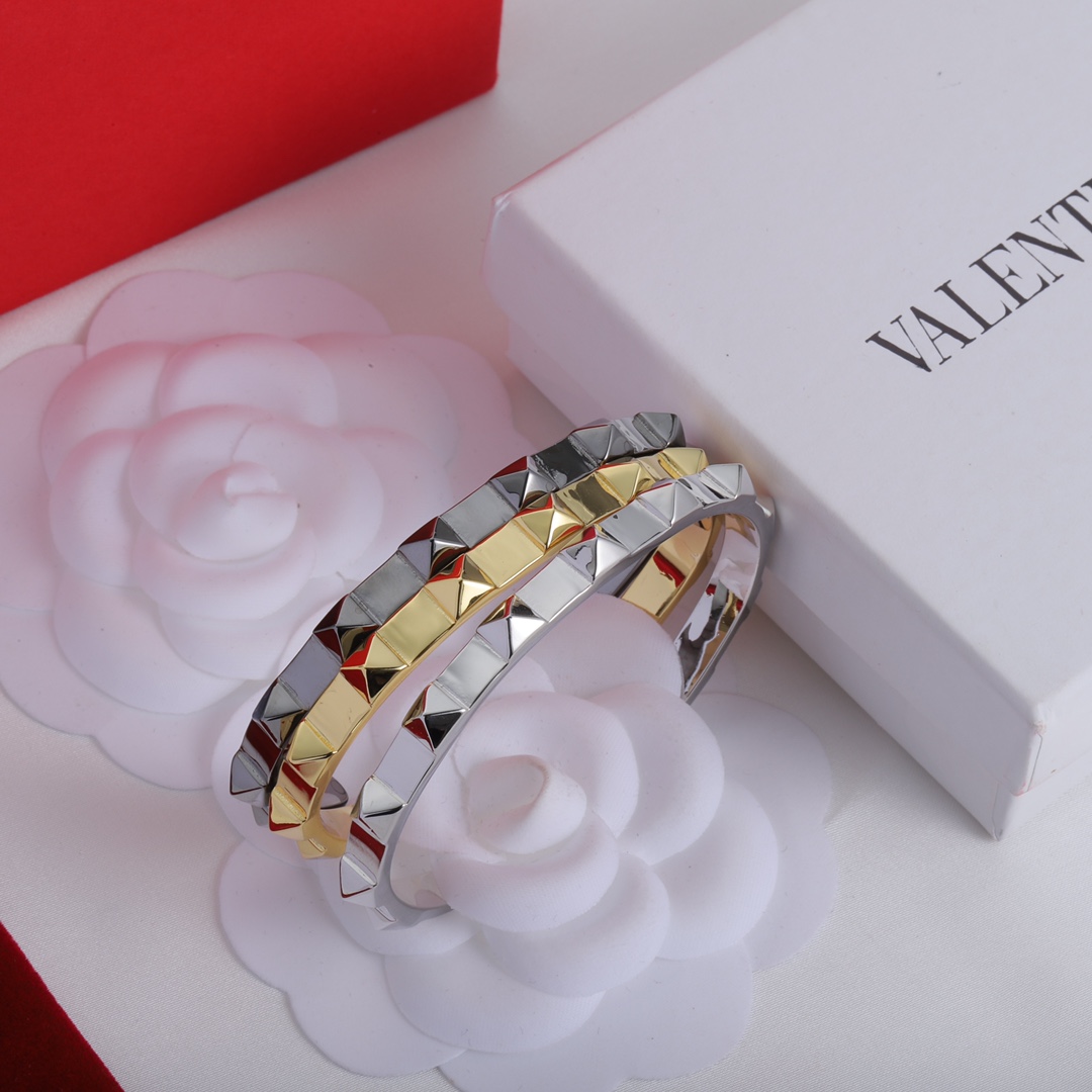 Valentino Rockstud Pyramid Studded Palladium Finish Metal Bangle Open Cuff Bracelets - KAIROO