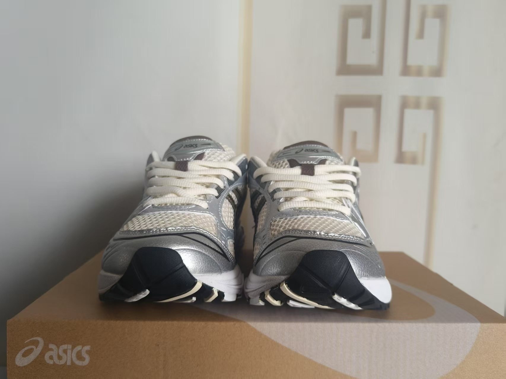 ASICS 1201A019-108 US Men's Sizes6 to 11 in half sizes Black White Silver Shoes tianlong