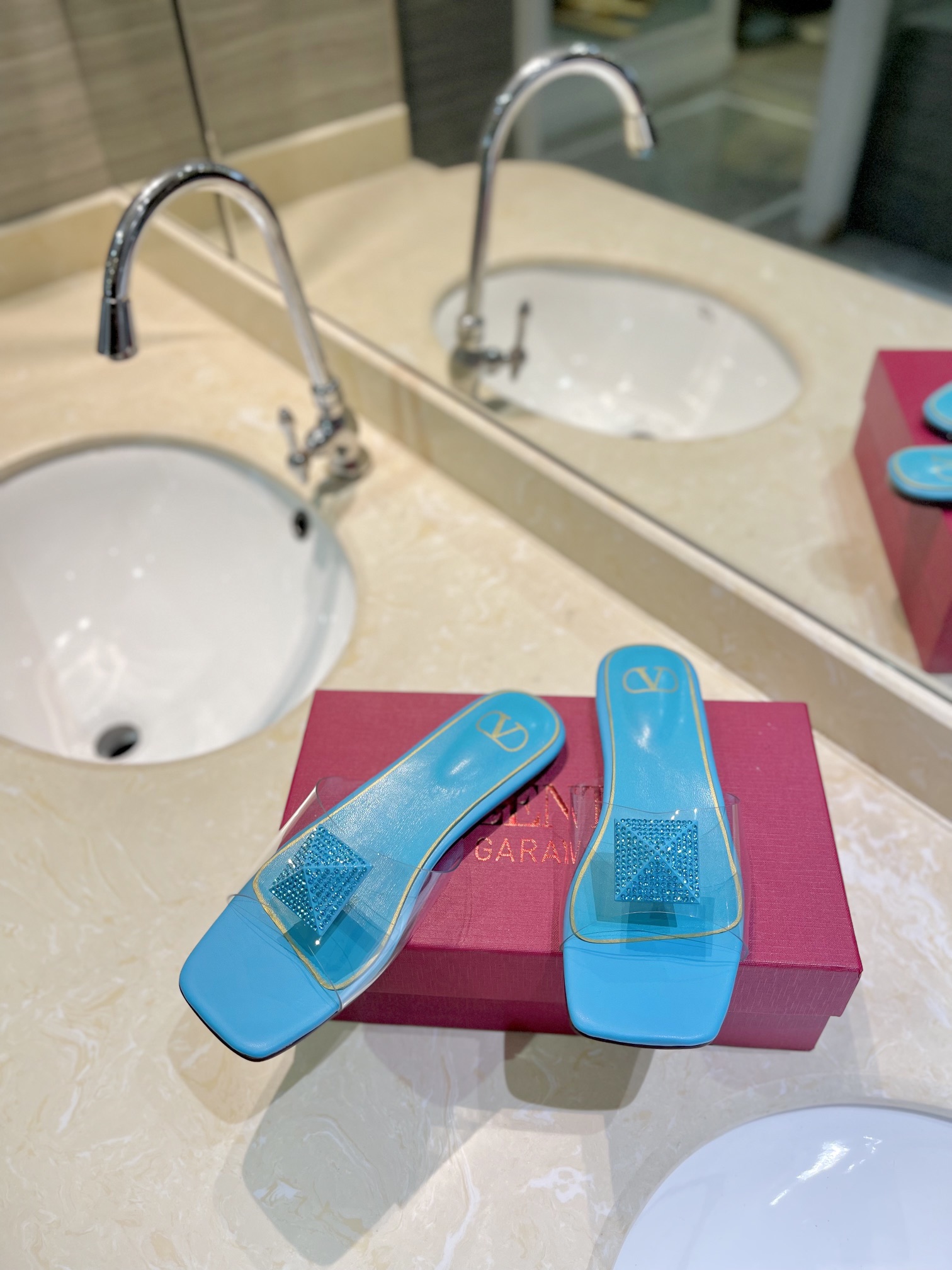 Valentino Rockstud Spike Leather Square Crystal Stud Clear PVC Jelly Strap Square-toe Flat Slippers - KAIROO