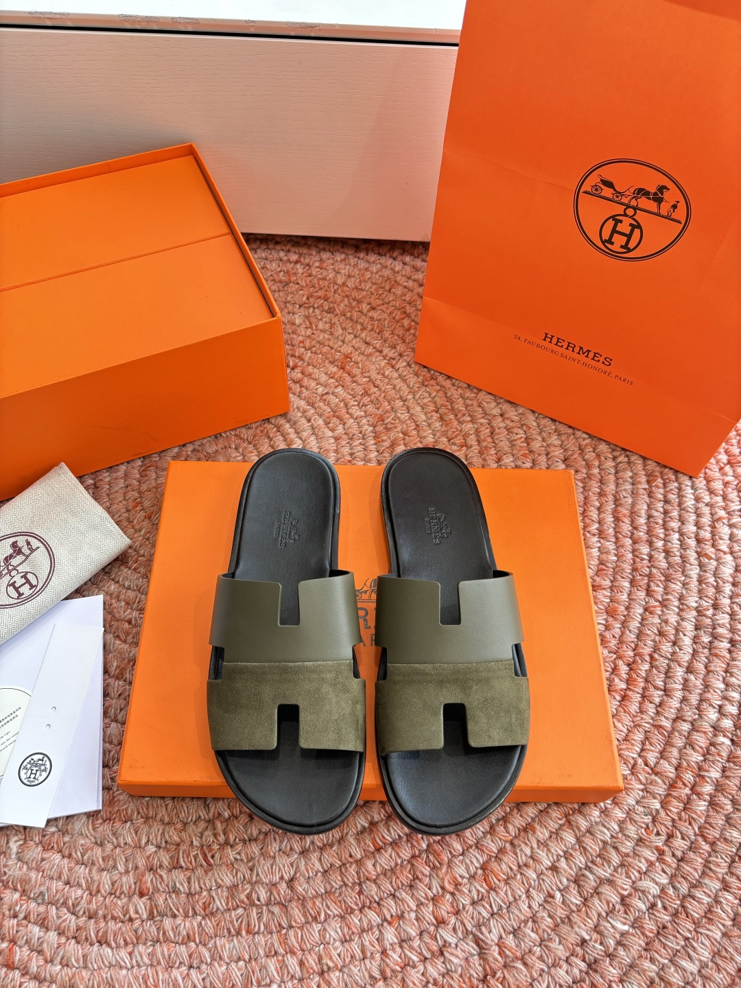 Hermes Men's leather sandal