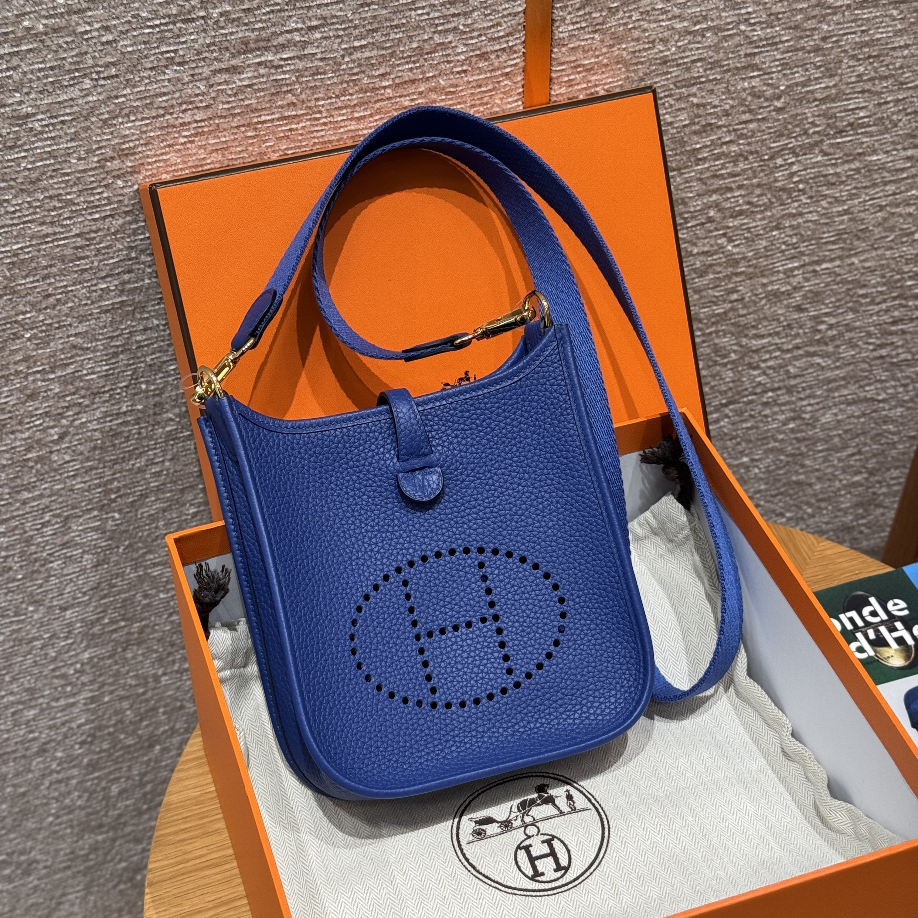 Hermes Blue electric Clemence Mini Evelyne 16