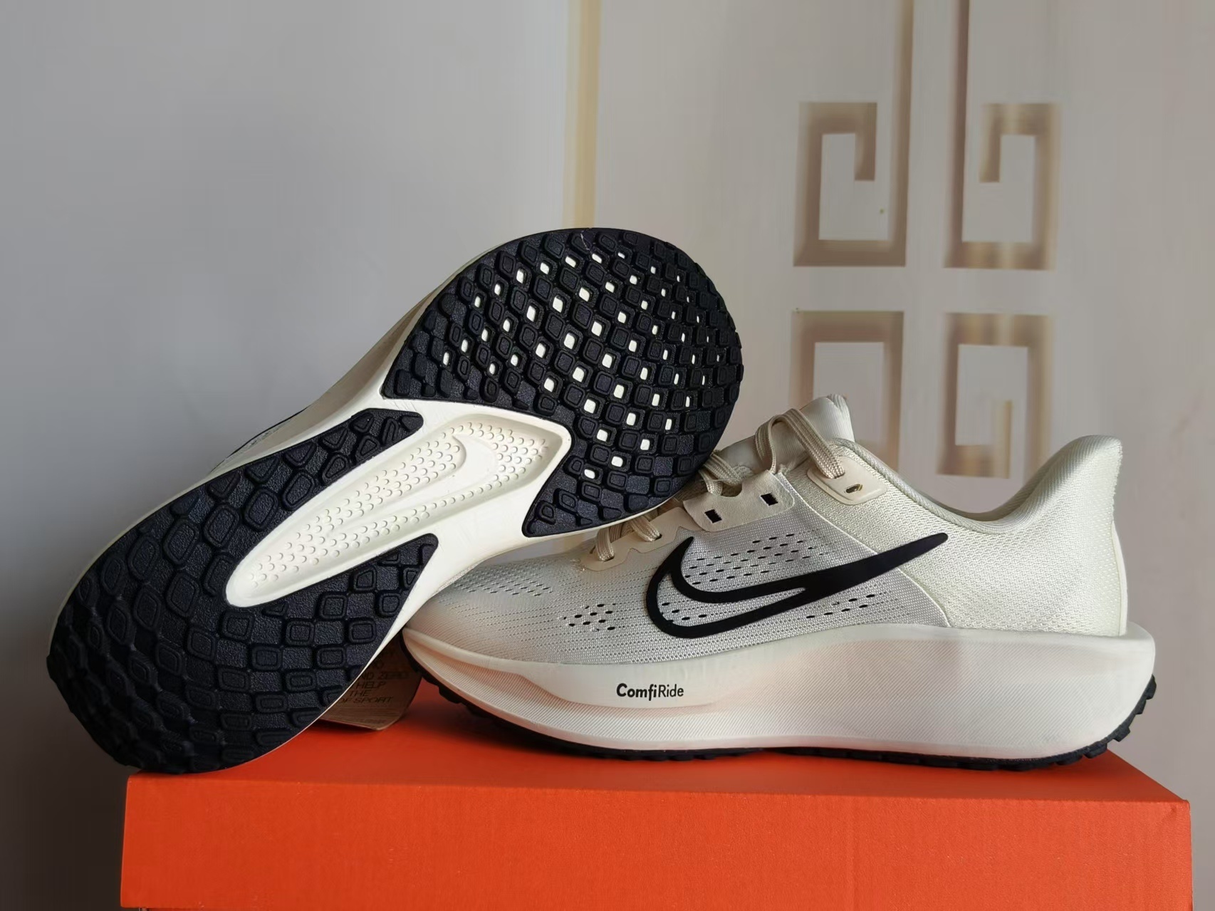 FD6033-104 US Men's Sizes6 to 11 in half sizes Beige Gen6 Shoes tianlong