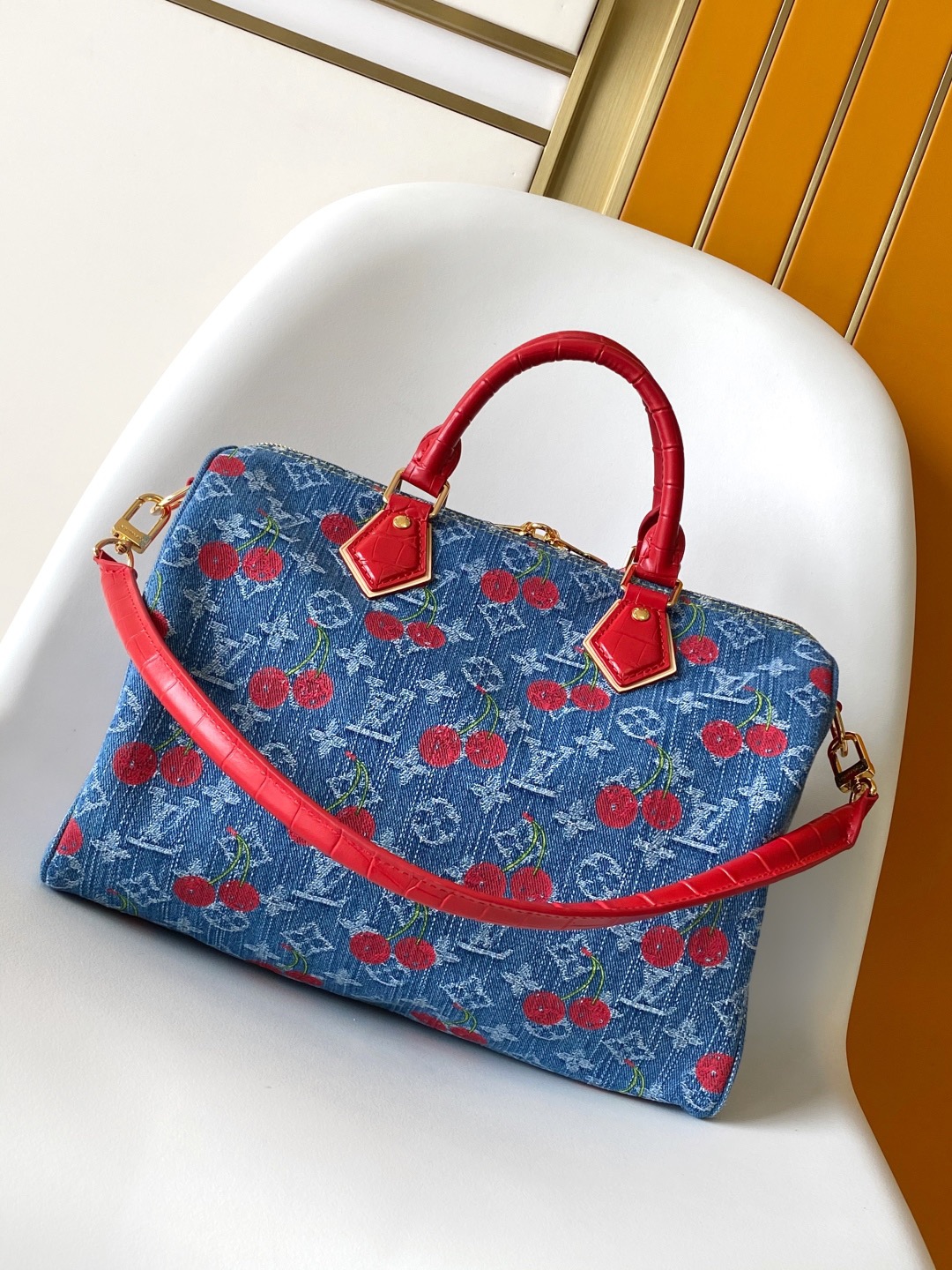 Louis Vuitton LV Speedy Bandoulière Denim Monogram Cherry HandbagNew Denim Cherry Bag