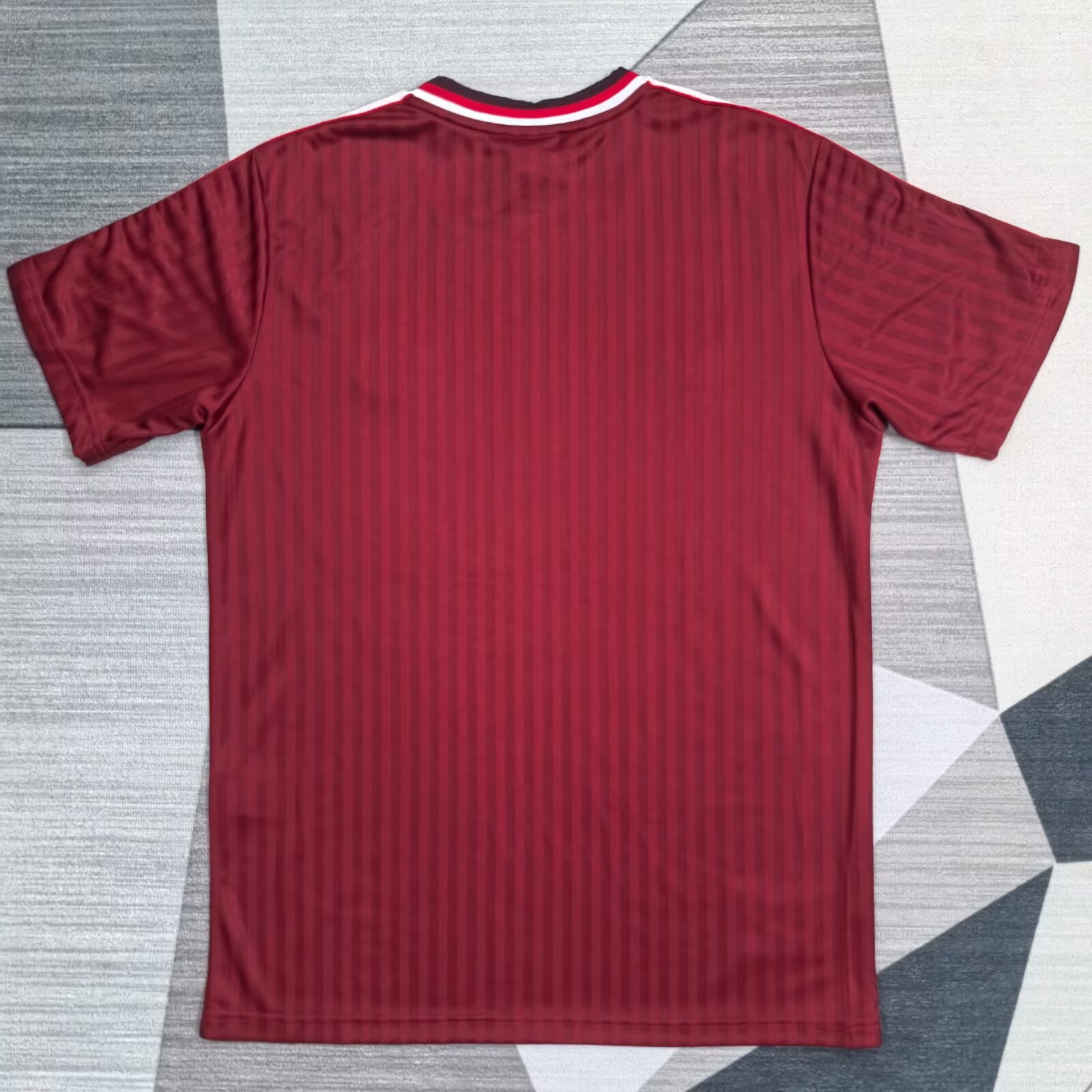 2025/2026  Bayern Munich Home Red Football Shirt 1:1 Thai Quality