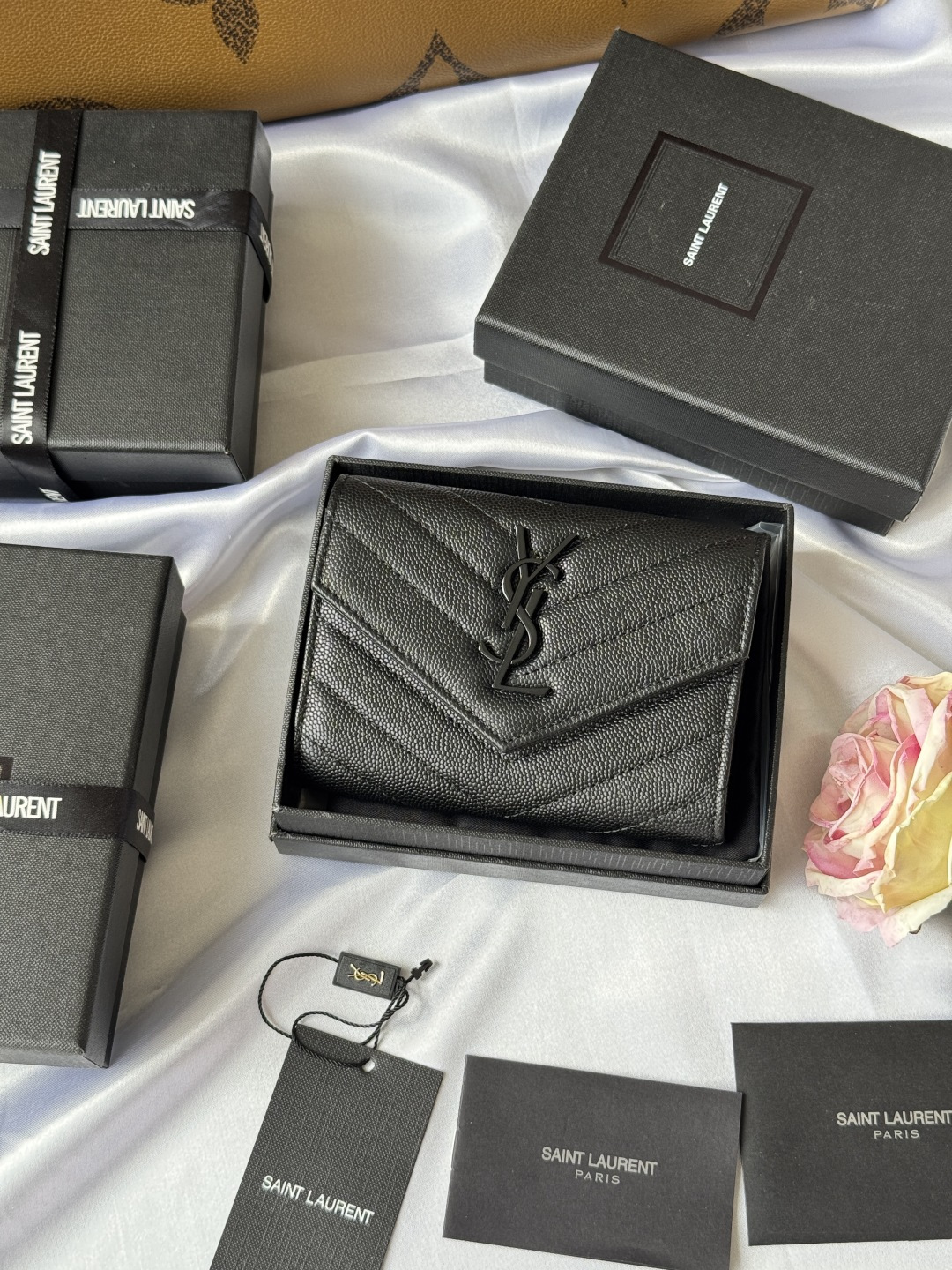 Saint Laurent Black Small Envelope Wallet in Grained leather