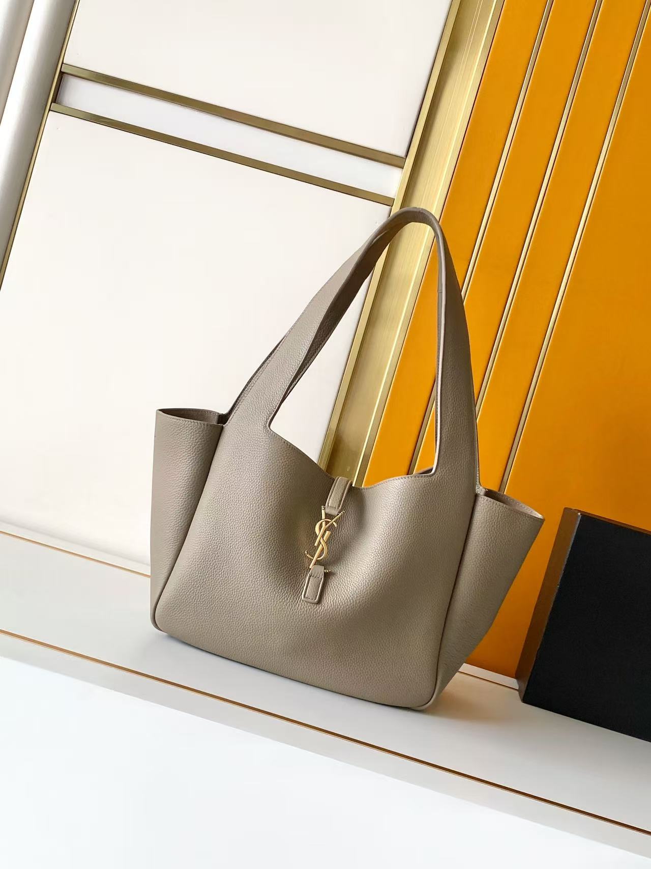 YSL Saint Laurent LE 5 À 7 Small BEA in grained leather-Light Cumin 779029