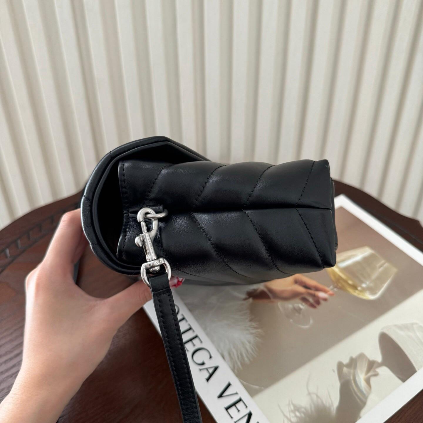 SAINT LAURENT YSL Loulou Toy quilted leather shoulder bag