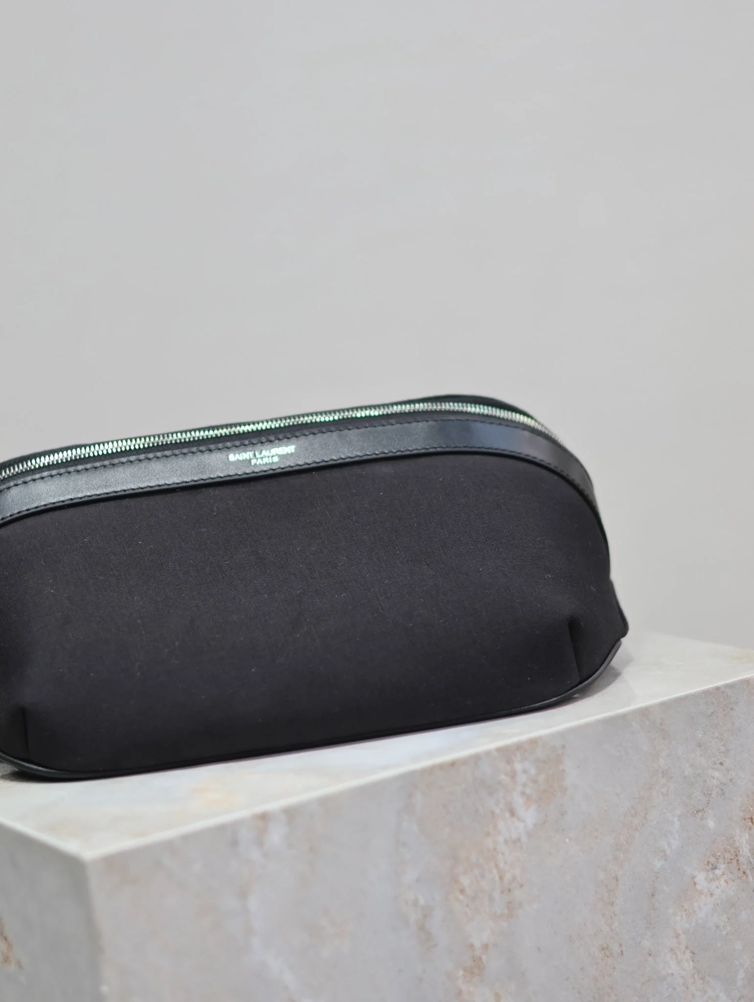 Saint Laurent YSL Classic Bag 26cm Black Leather-Trimmed