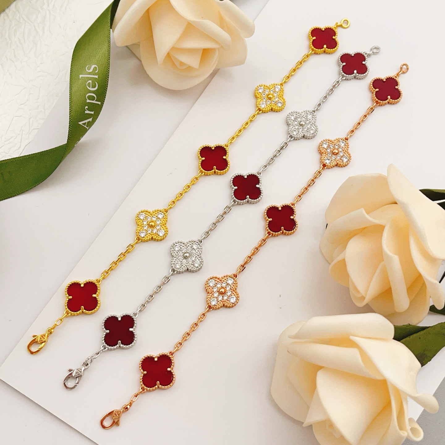 Van Cleef Fashion Bracelet