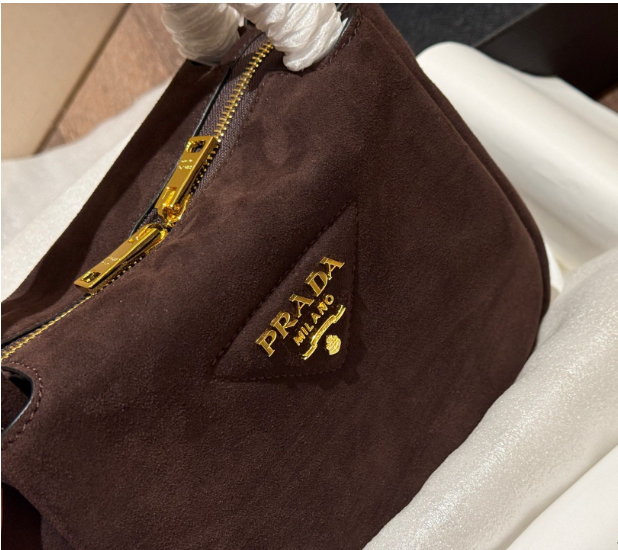 Prada New autumn and winter handbags