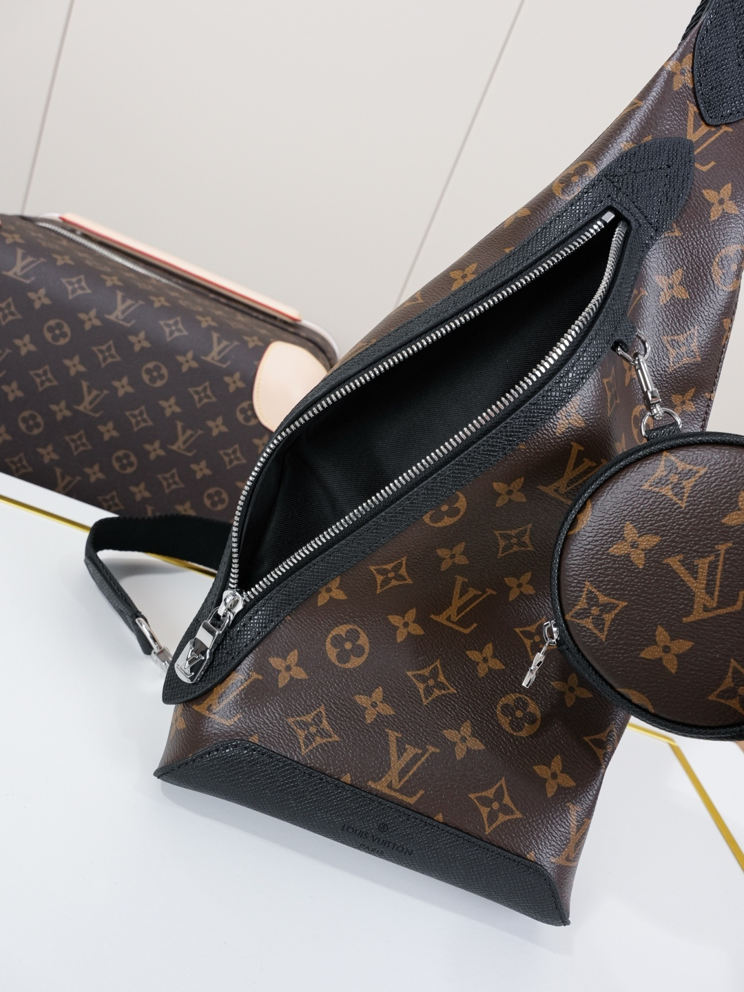 Louis Vuitton new Monogram canvas waist bag