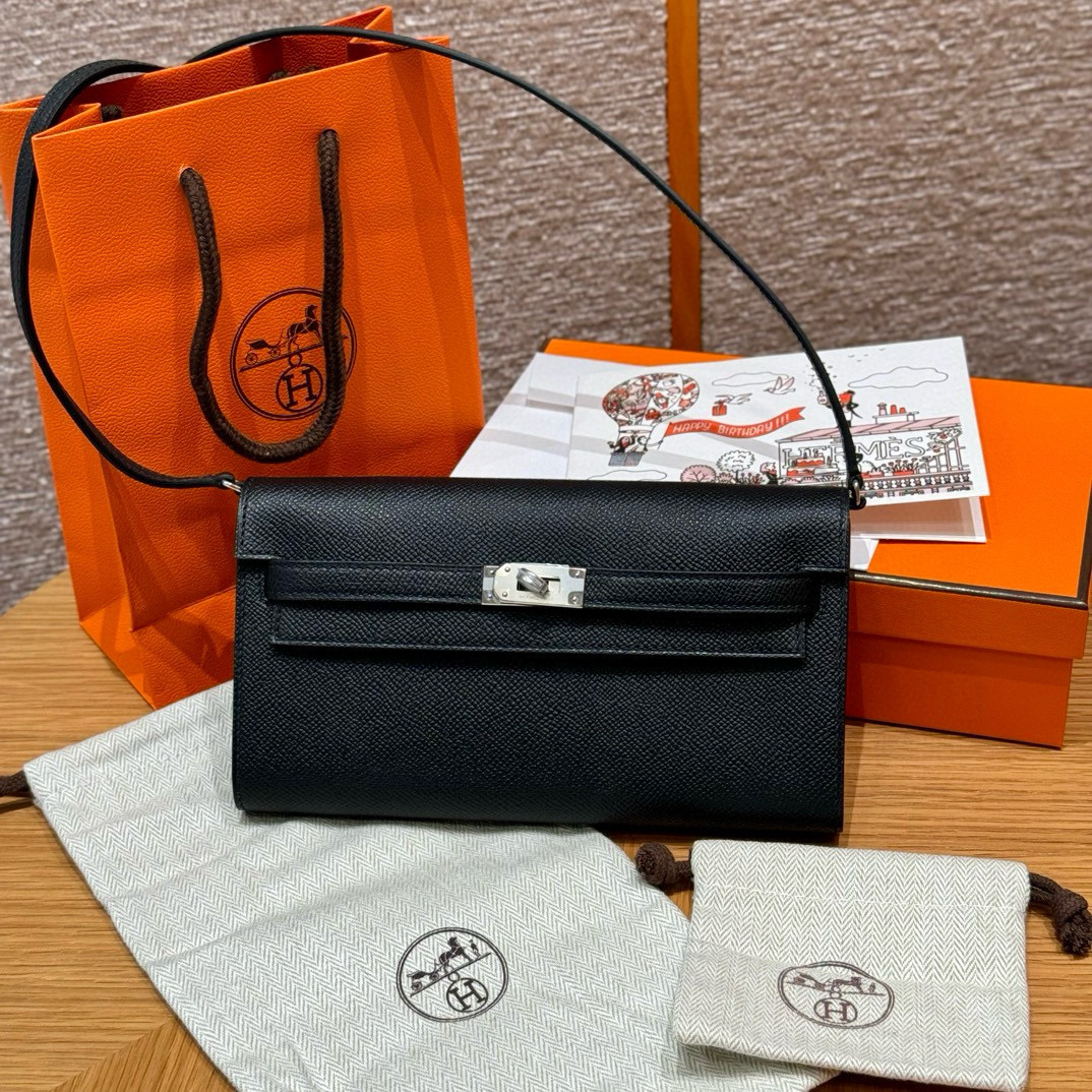 Hermes Black Epsom Kelly-To-Go Wallet