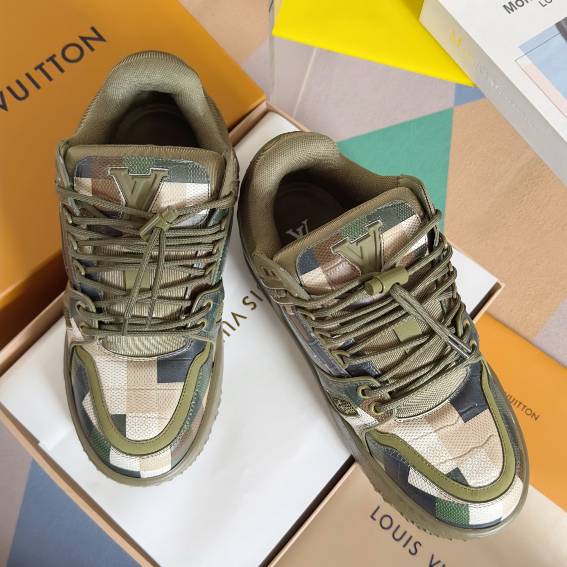 Men's LV Trainer Sport Shoes