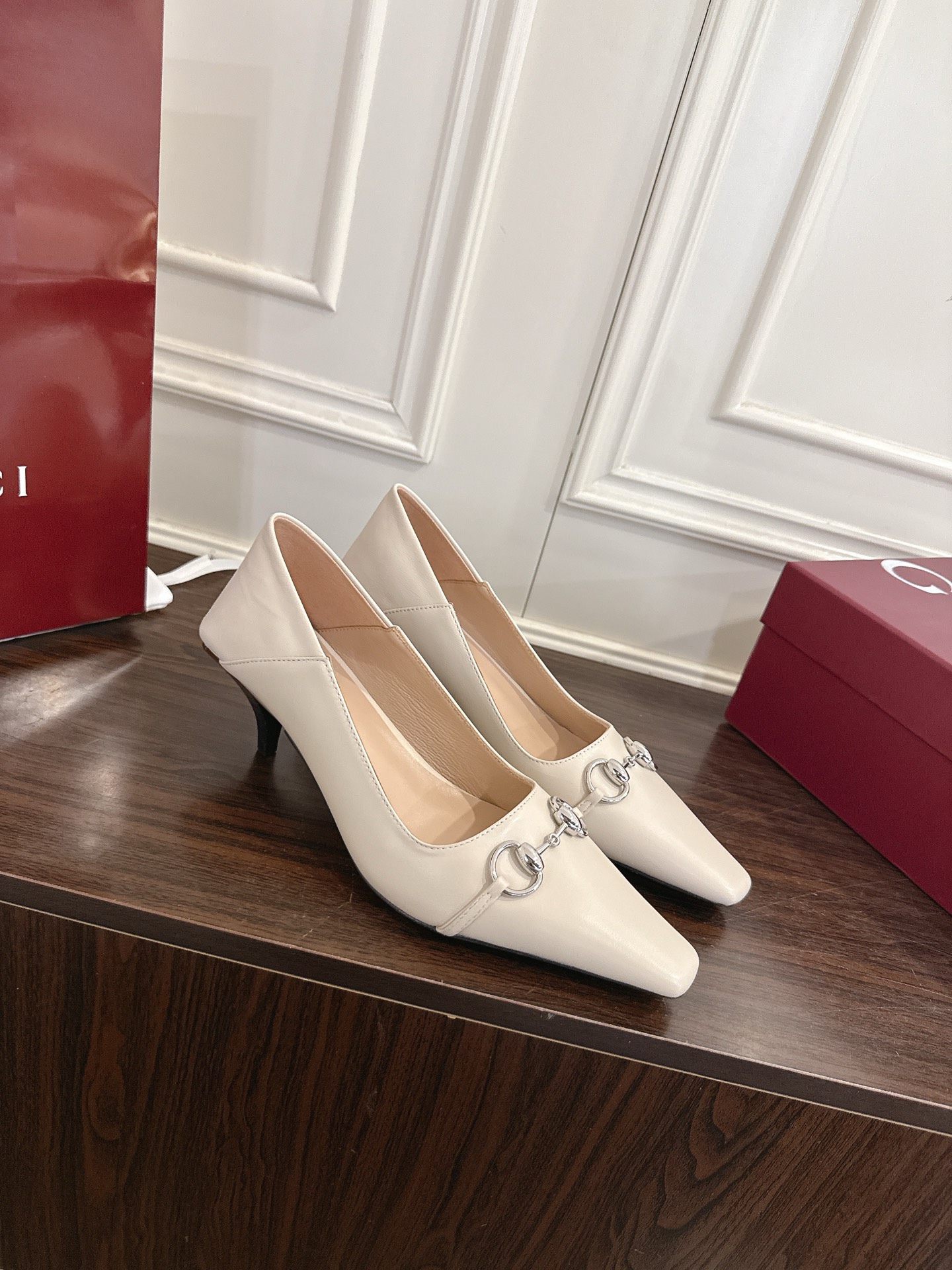 Women's Gucci Vittoria Pump