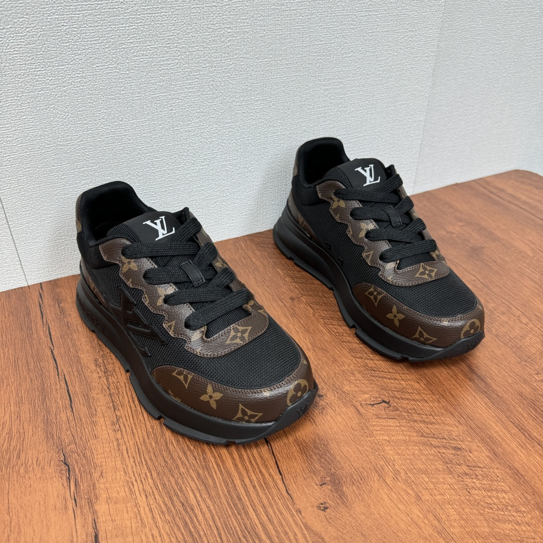 Men's LV Classic Sneaker