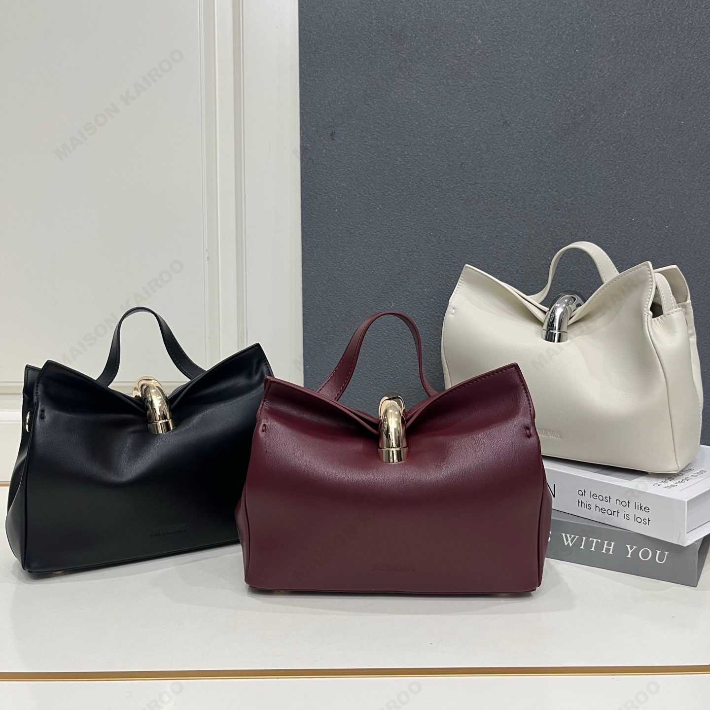 Jacquemus The Valérie & Small Smooth Leather Ring Bar Lock Fold Top Handle Shoulder Tote Bag - KAIROO