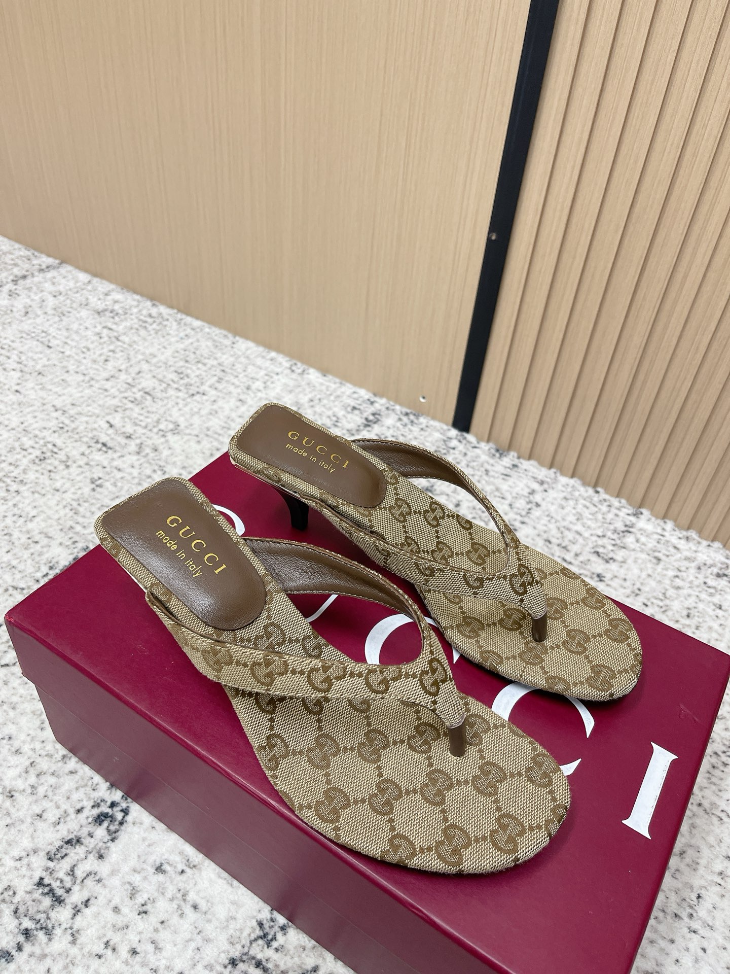 Gucci GG Fabric Flip-Flops