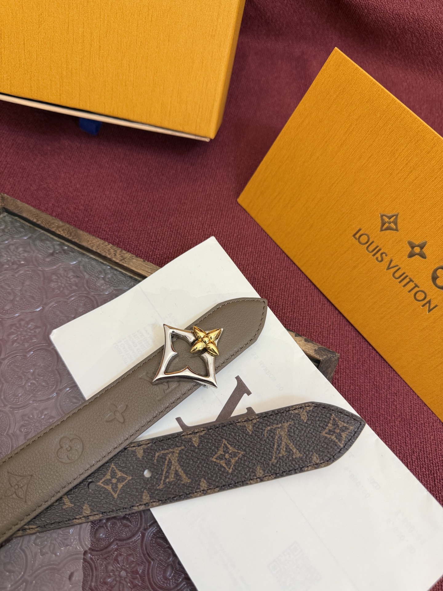 LV Flower Reversible Belt 3.0cm
