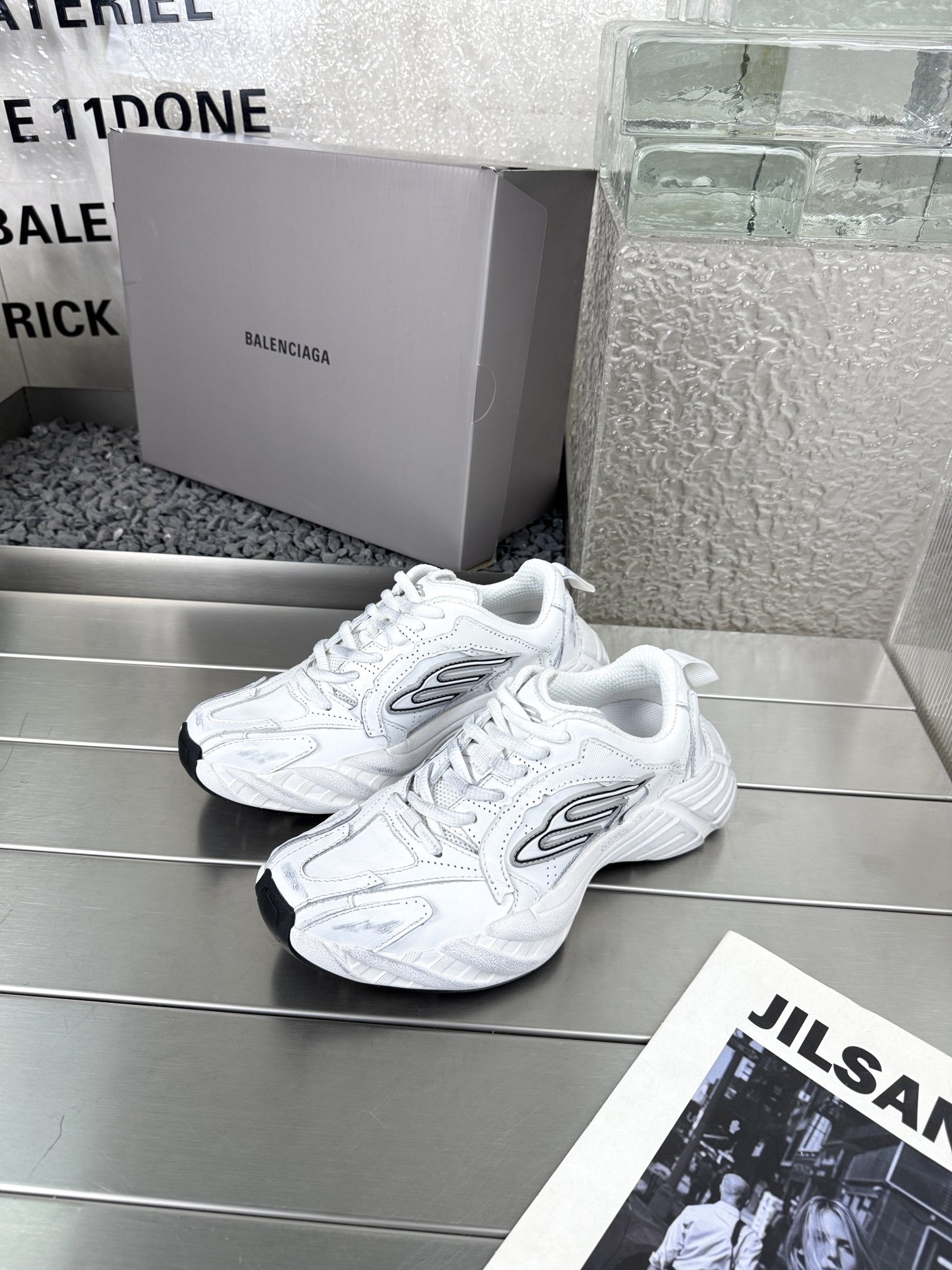 Balenciaga Monday Unisex Sneakers
