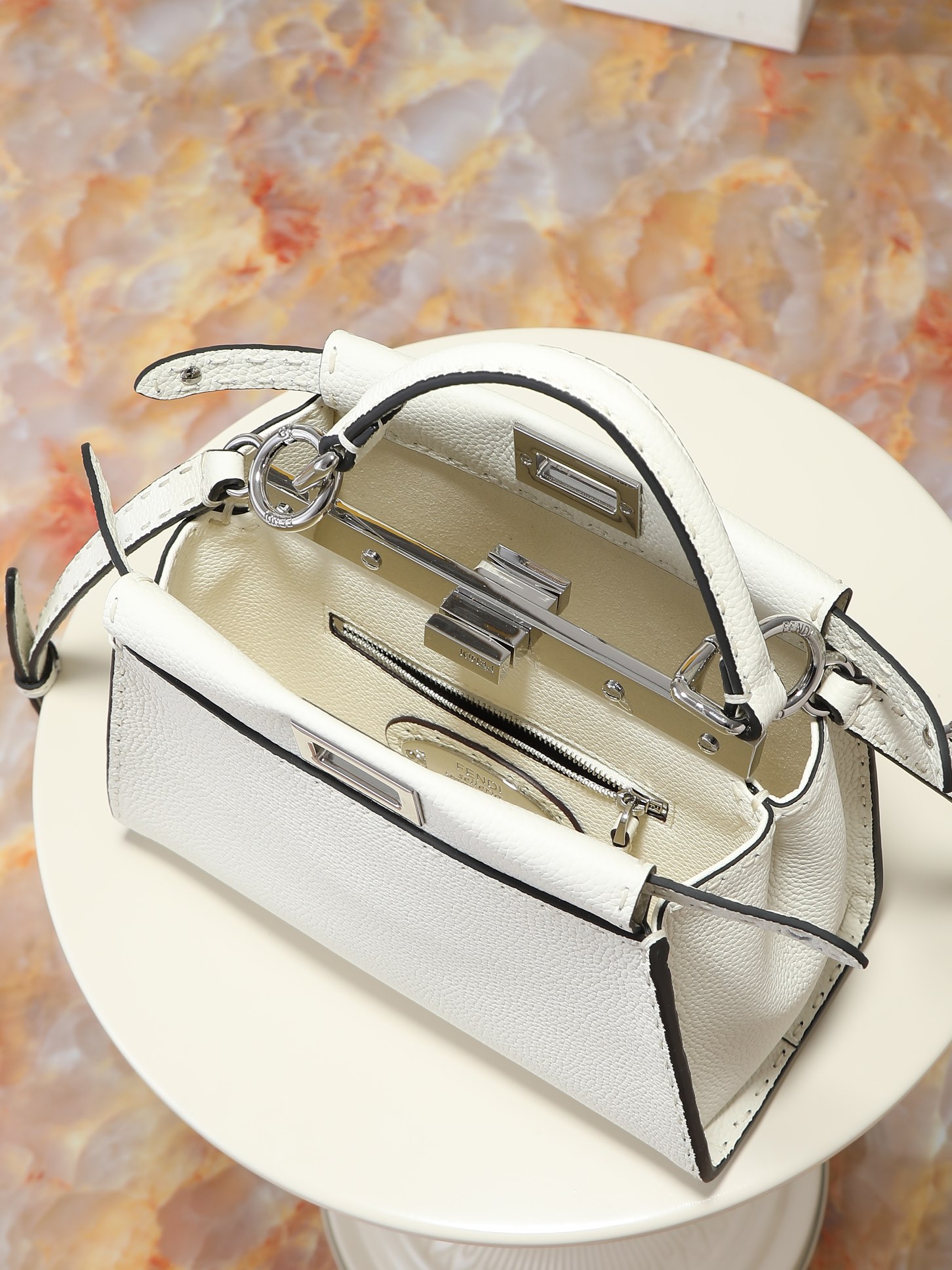 Fendi Peekaboo Mini Selleria Peekaboo-White