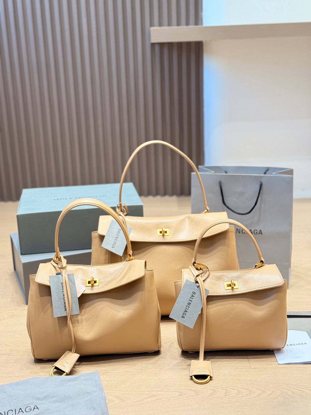 Balenciaga Rodeo Beige Khaki Slouchy Kelly Smooth Leather Turn Lock Tote Top Handle Bags - KAIROO