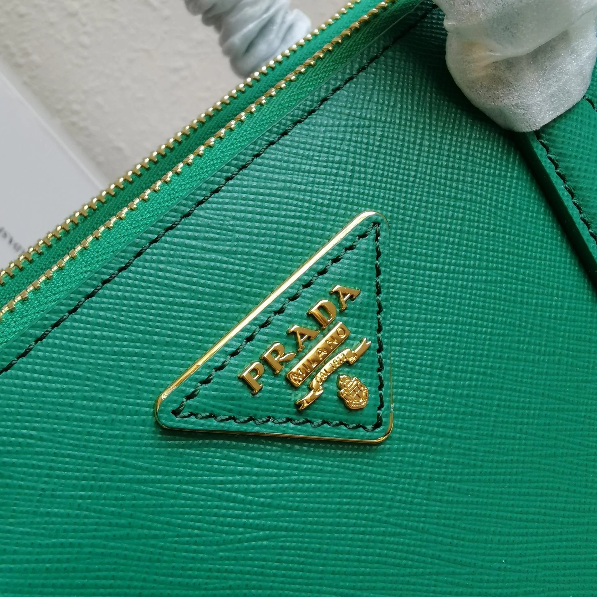 Prada MEDIUM GALLERIA 28 GREEN SAFFIANO LEATHER
