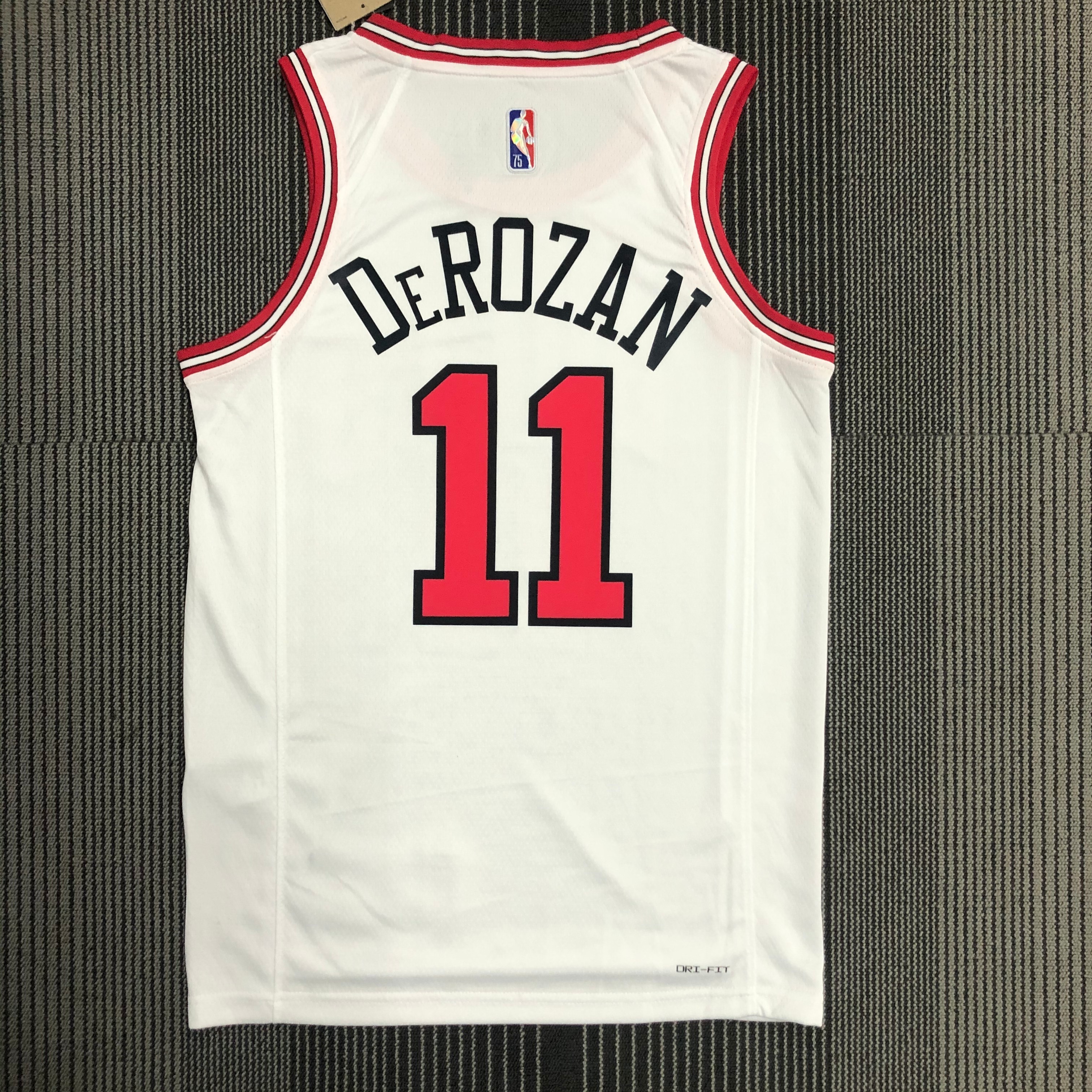 75th Anniversary Chicago Bulls White Edition No.11 DeRozan