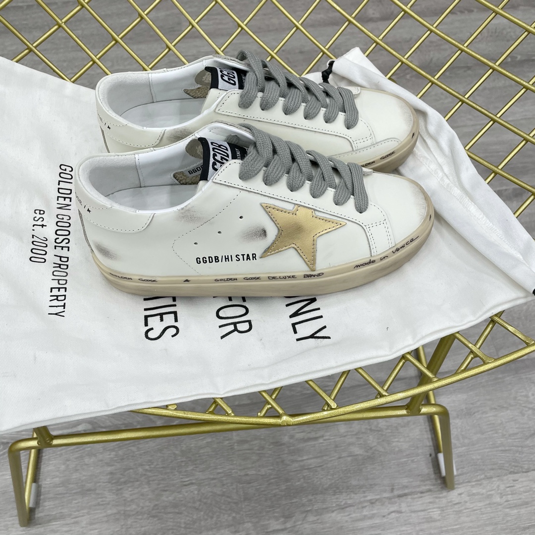 Golden Goose Unisex Super-Star Sneakers
