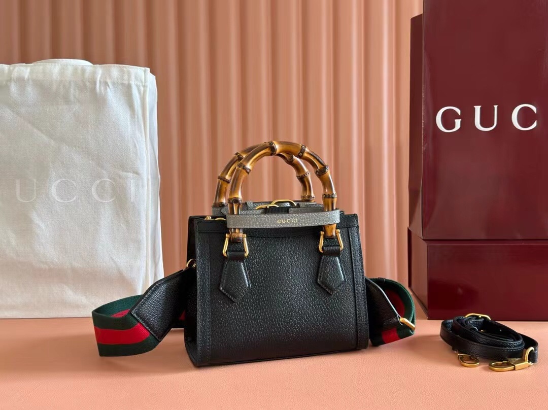 Gucci Diana small tote bag 702732