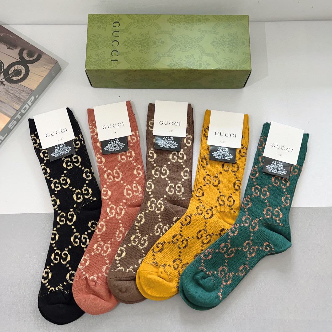 Gucci Wool Socks ( 5 pairs)