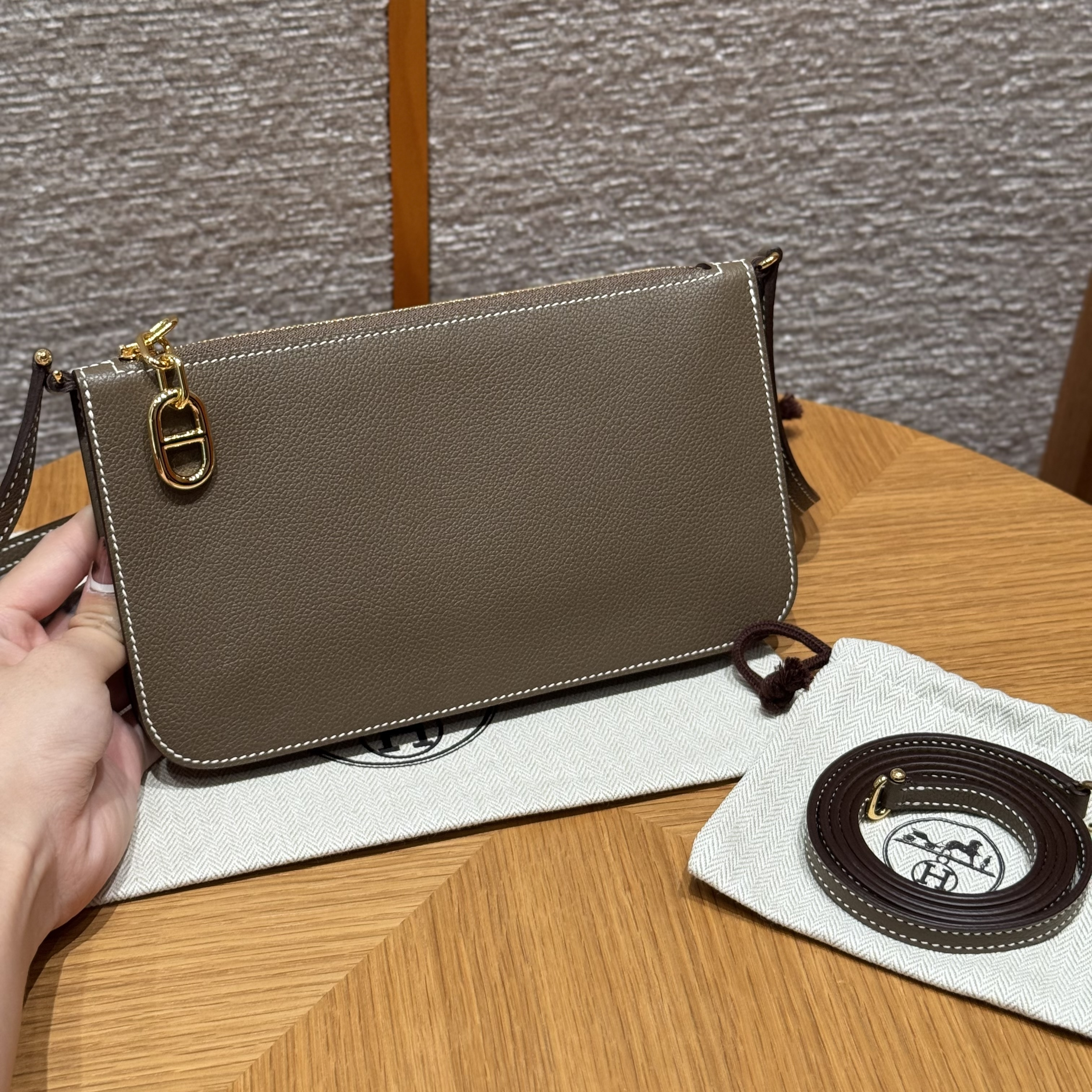 Hermes Etoupe Evercolor Zipengo Chaine d'Ancre To Go pouch