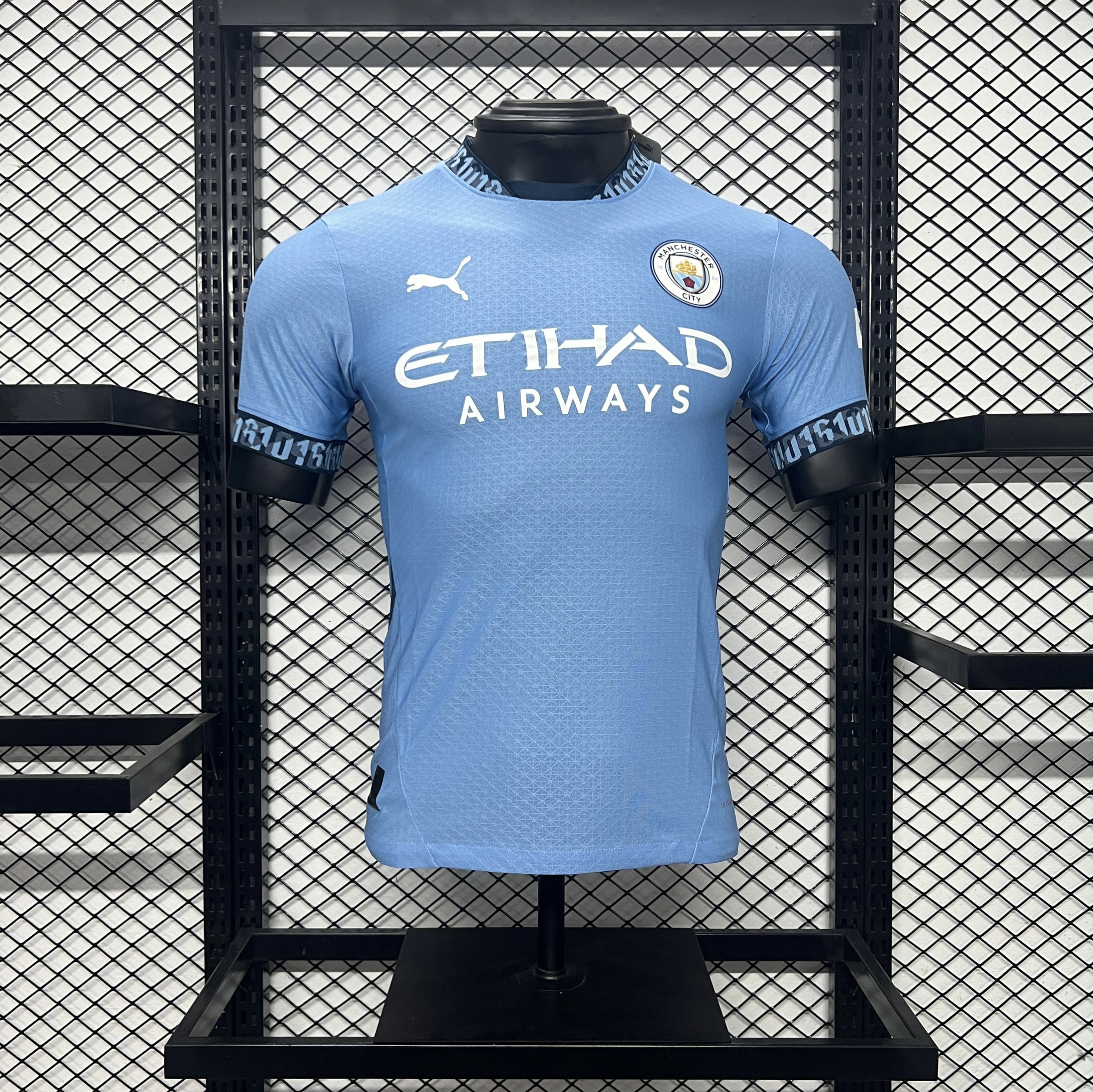 Player Version Manchester City  24/25 Home Sky Blue