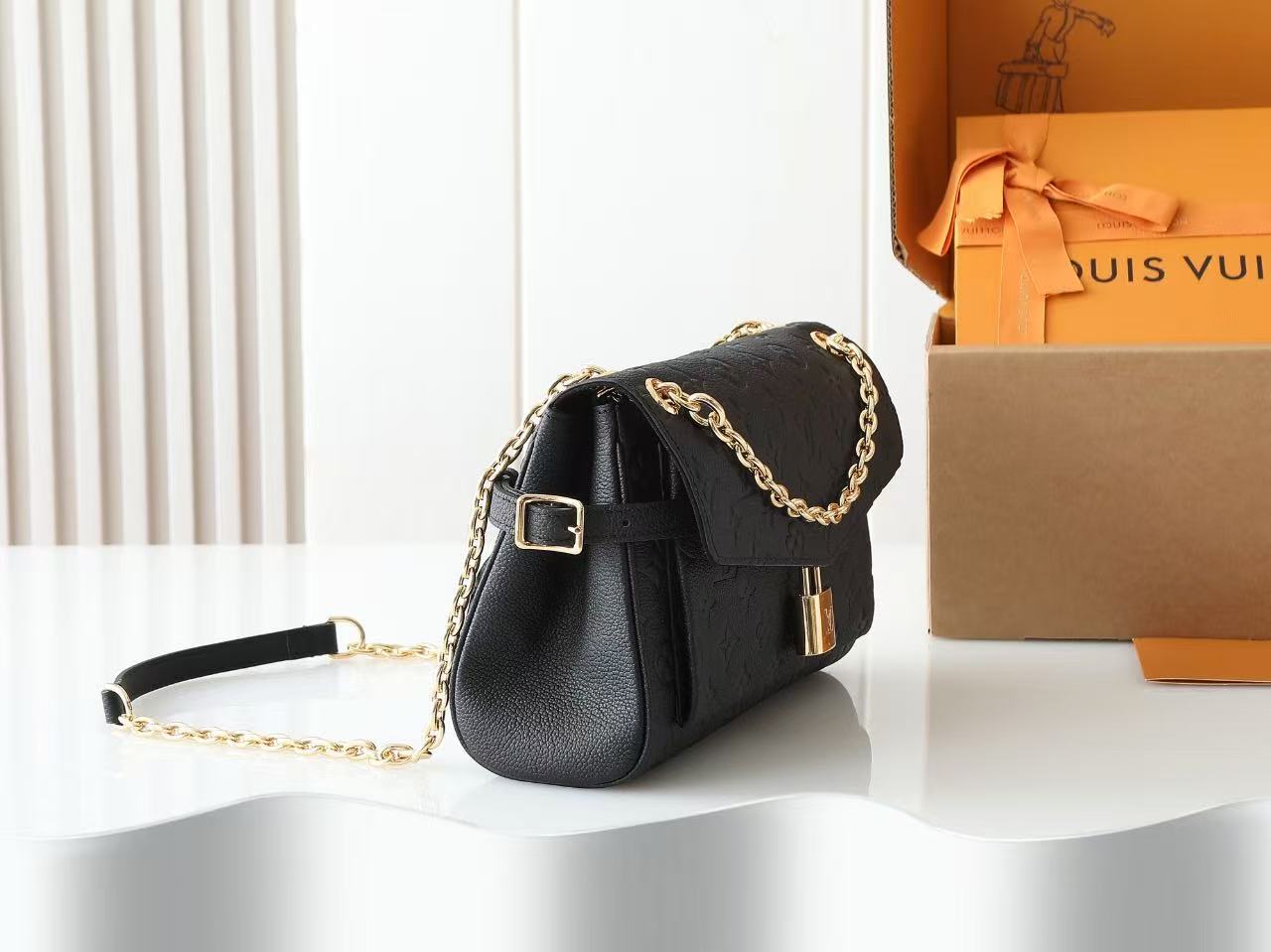 Louis Vuitton LV ANYTIME FLAP BAG