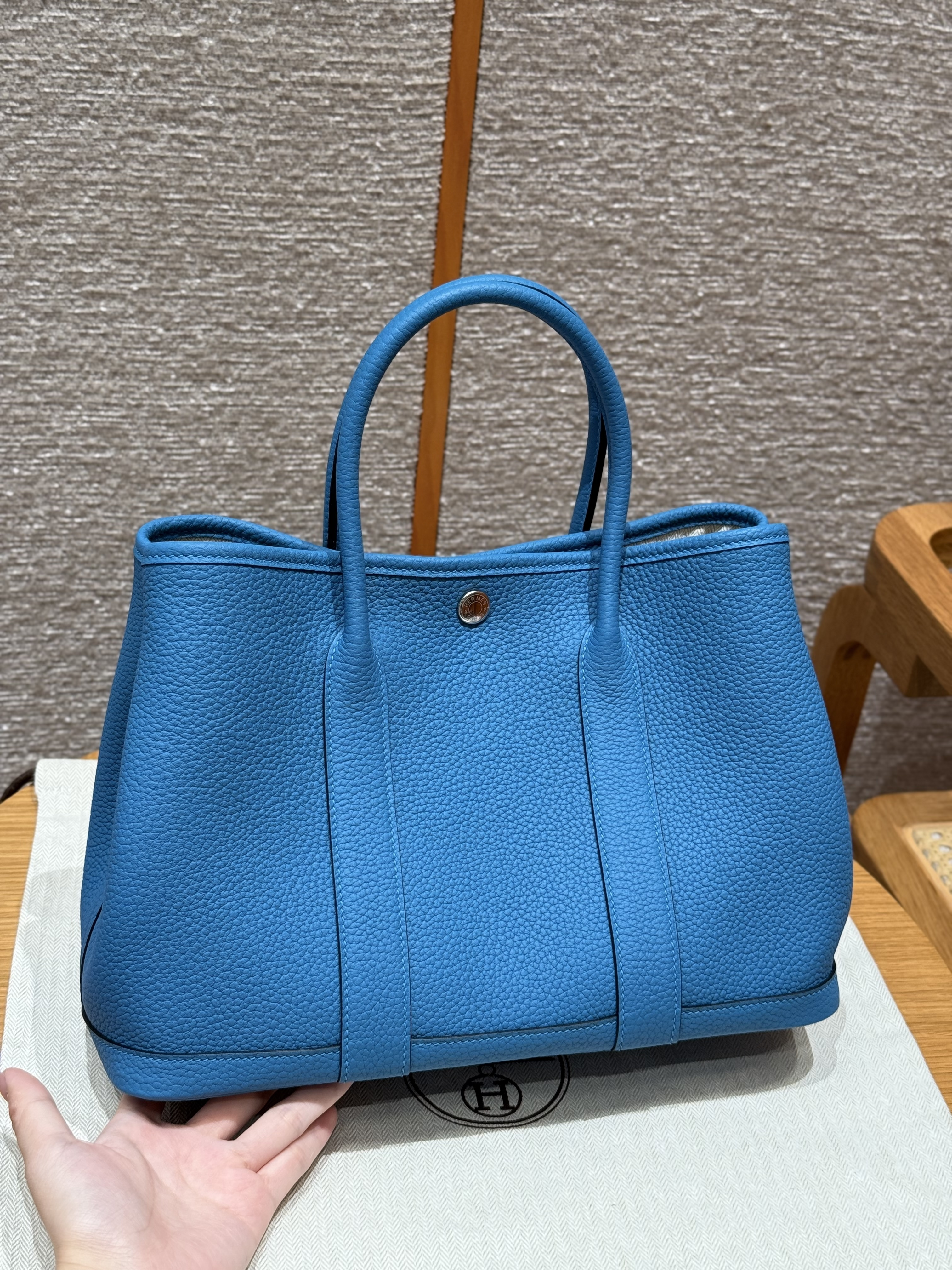 Hermes Blue Zanzibar Negonda Garden Party 30 TPM