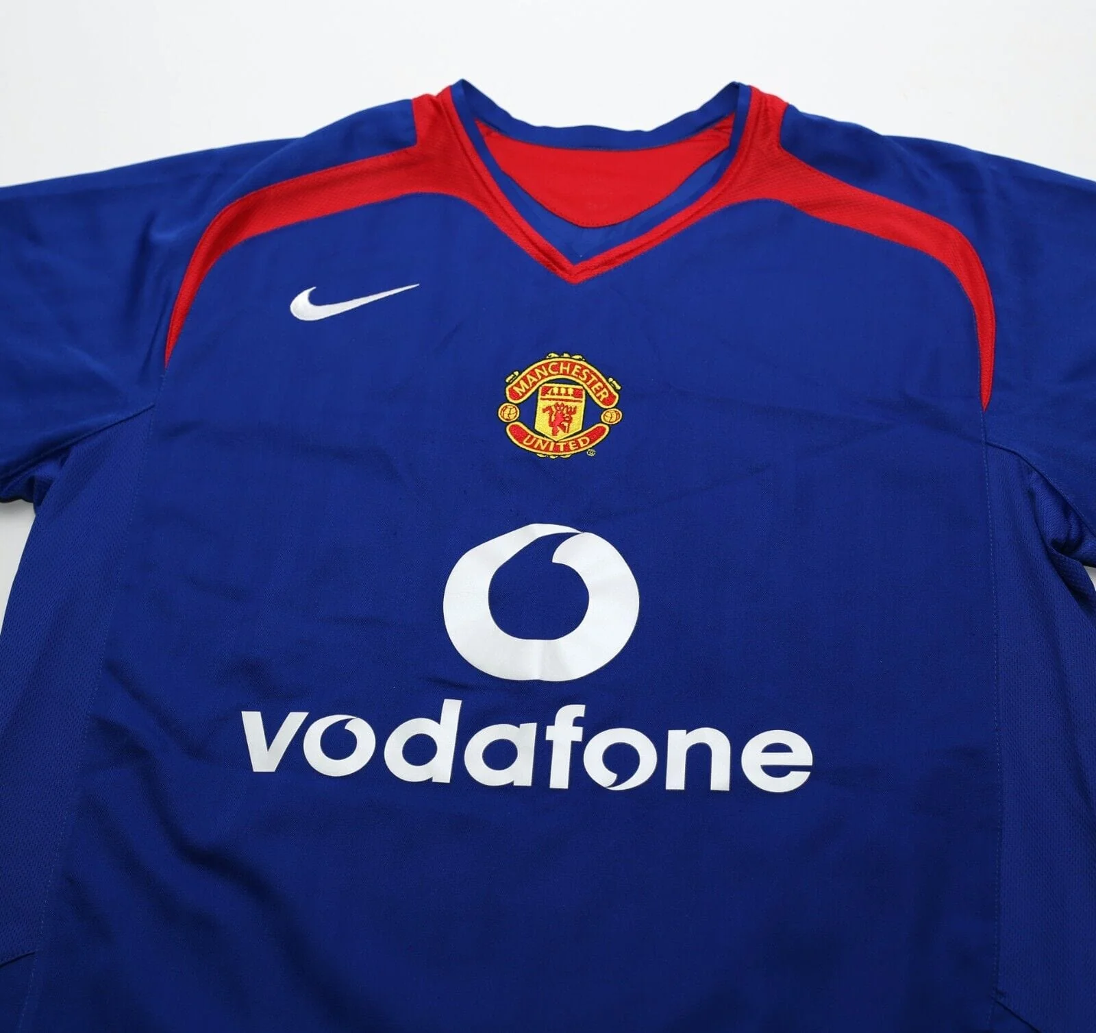 Retro Manchester United 2005/06 Away