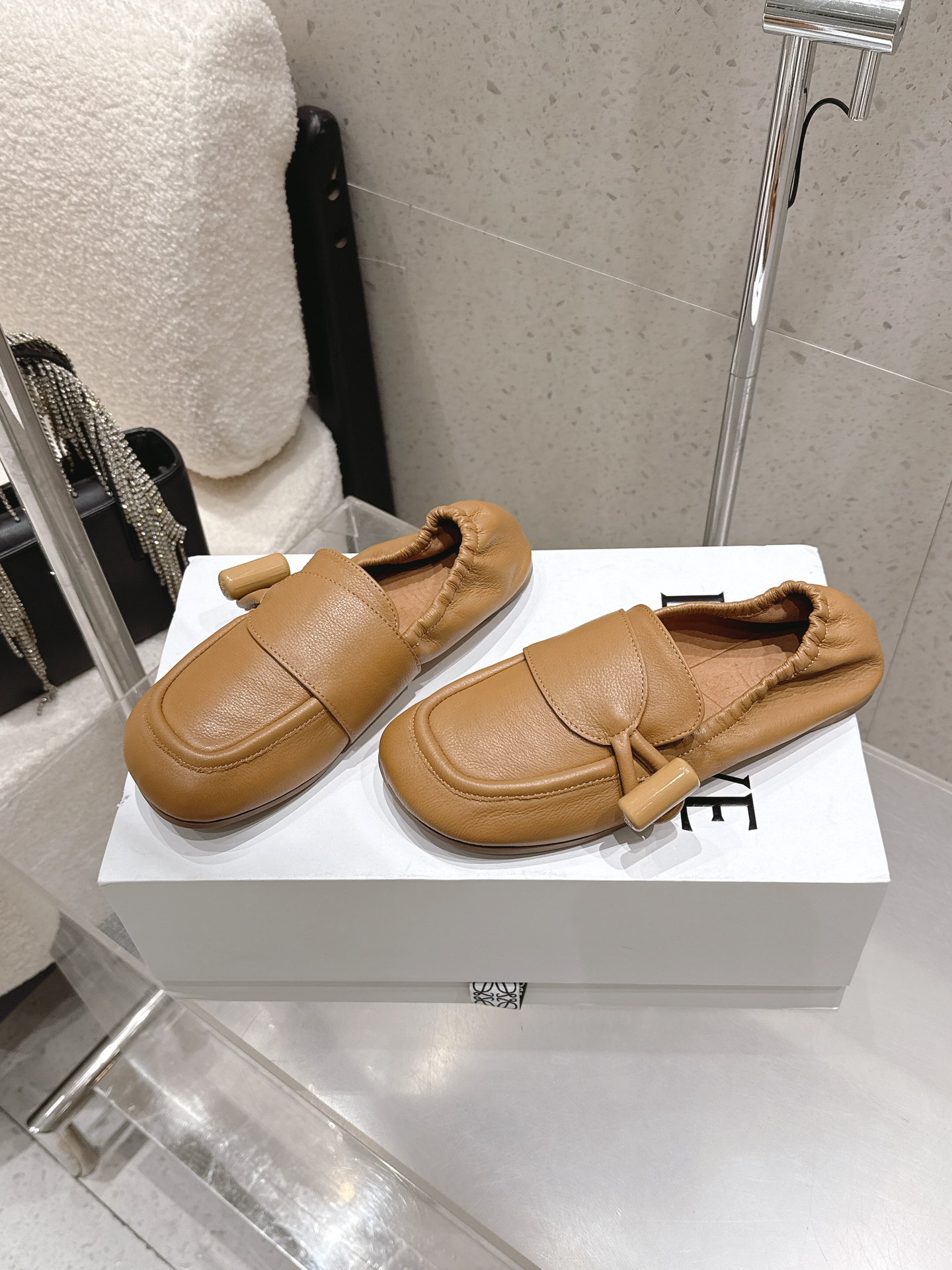 Loewe soft Toggle leather Loafer