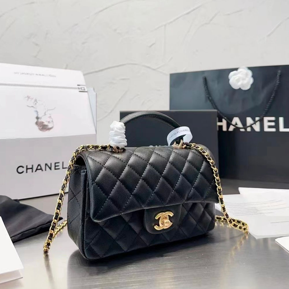 Chanel Caviar skin Trendy CC Handle Bag