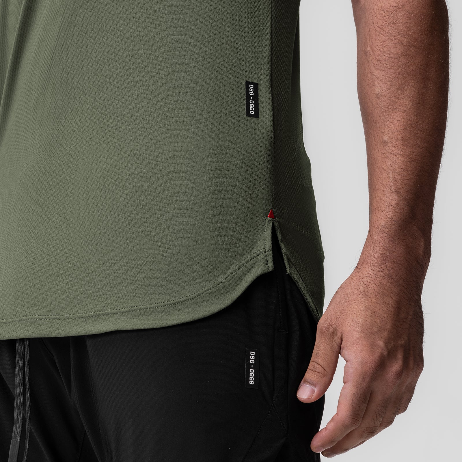 0660. AeroSilver Established Tee - Olive