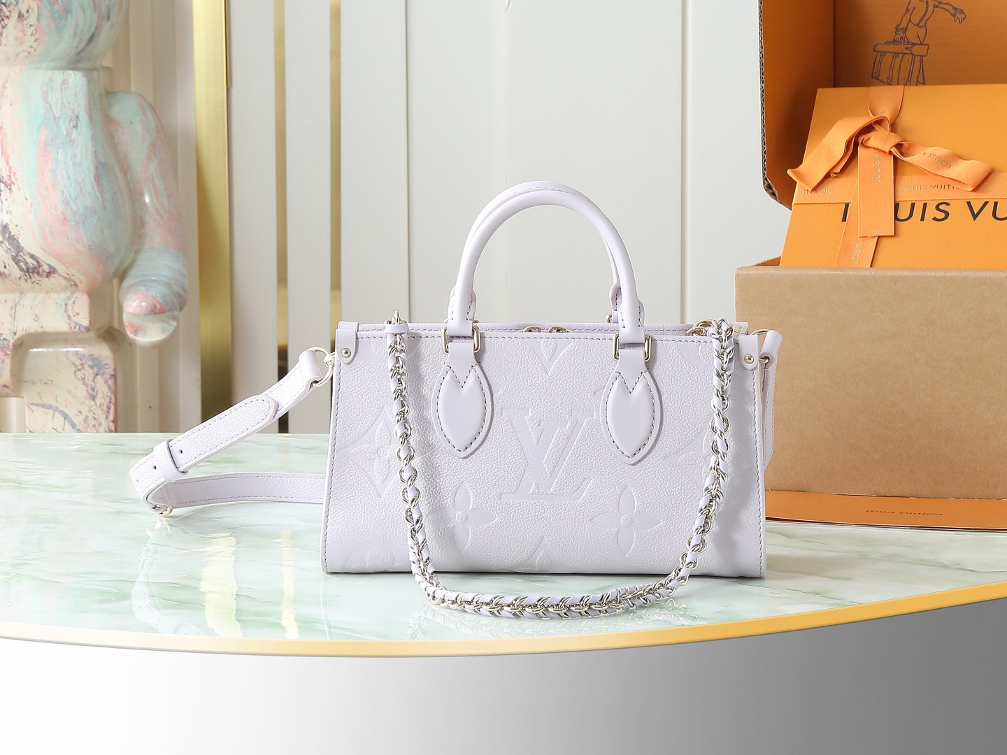 Louis Vuitton LV TM ONTHEGO EAST WEST CHAIN ​​White