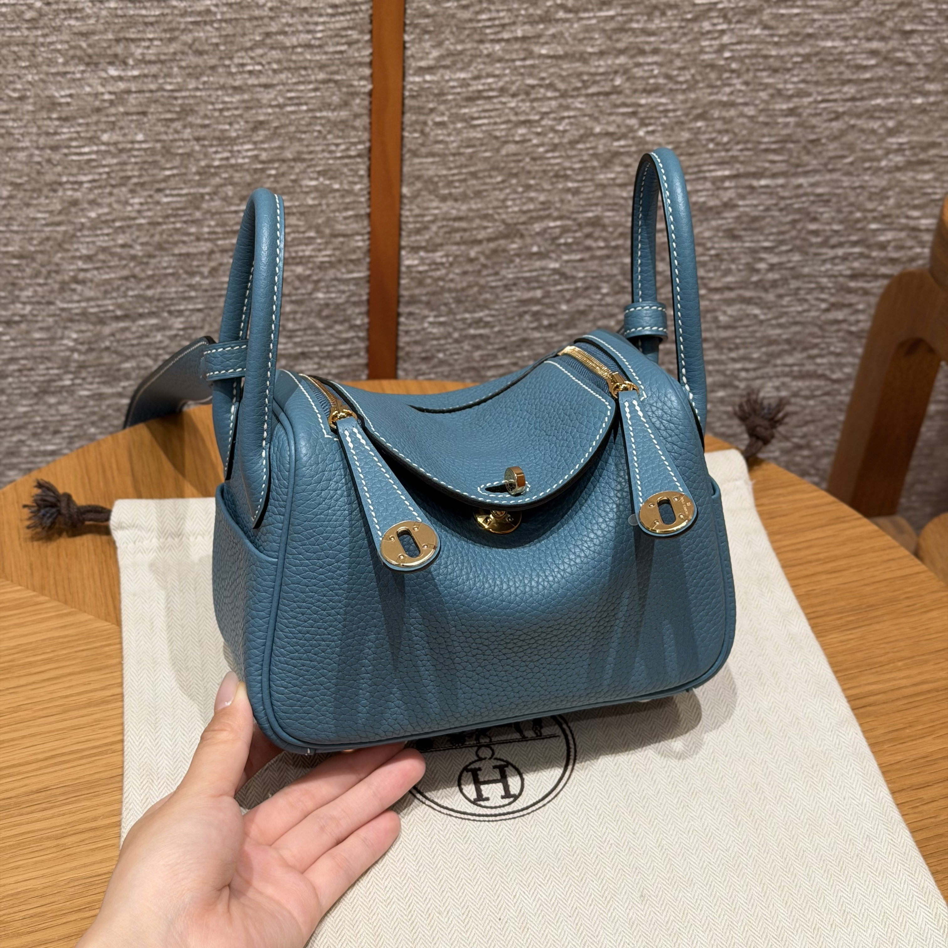 Hermes Blue Jean Clemence Mini Lindy 20